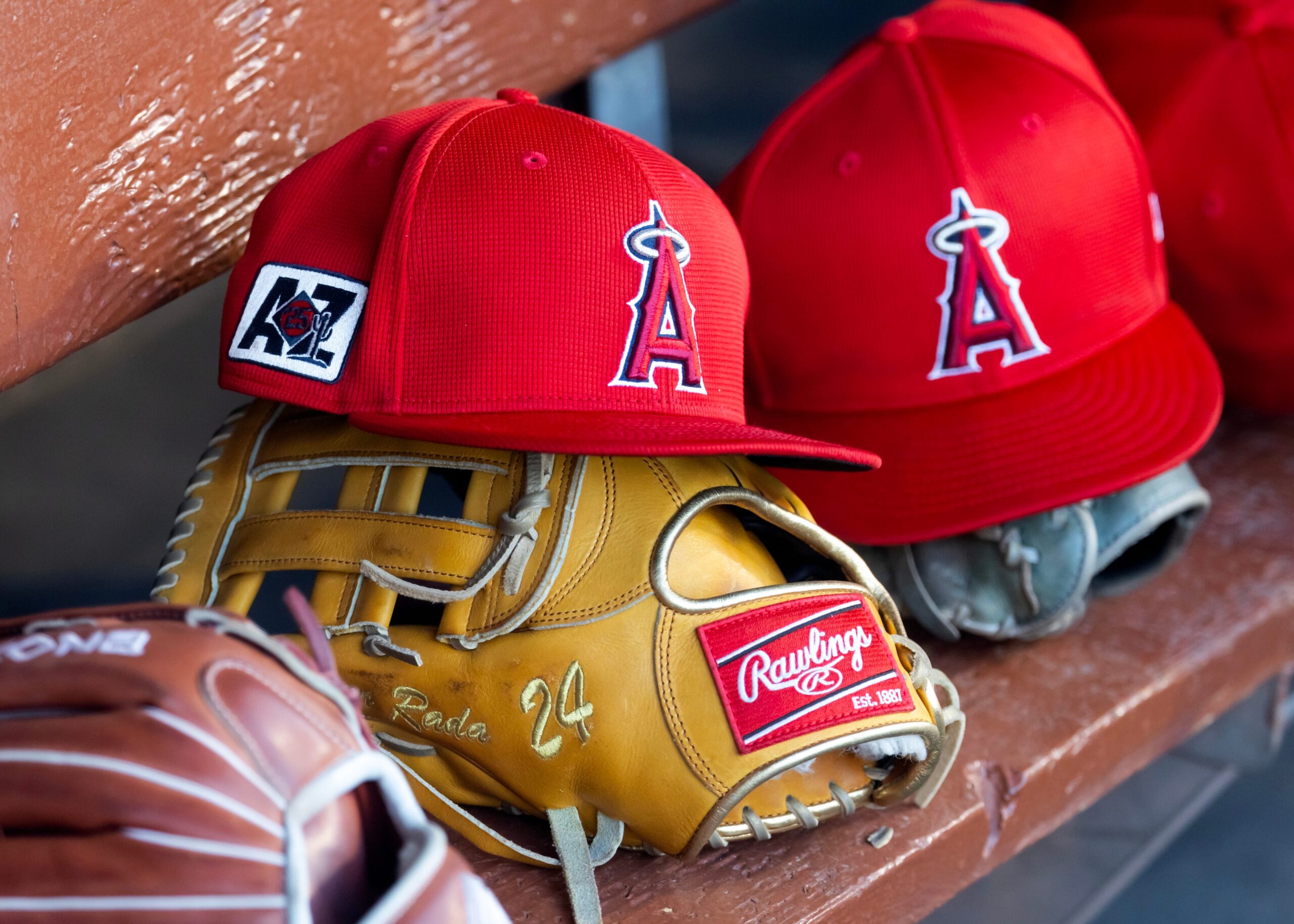 New Era, MLB, baseball caps, hats, collectibles, Texas Rangers, Tetas, Houston Astros, Ashos, Anaheim Angels, Anaels, Oakland Athletics, blunder, viral, eBay, recalled, retracted, merchandise, Fanatics, Arizona Diamondbacks, Ariana, Boston Red Sox, Bobon, logo, design flaw, Spanish, vulgar, funny, stupid, amazing

