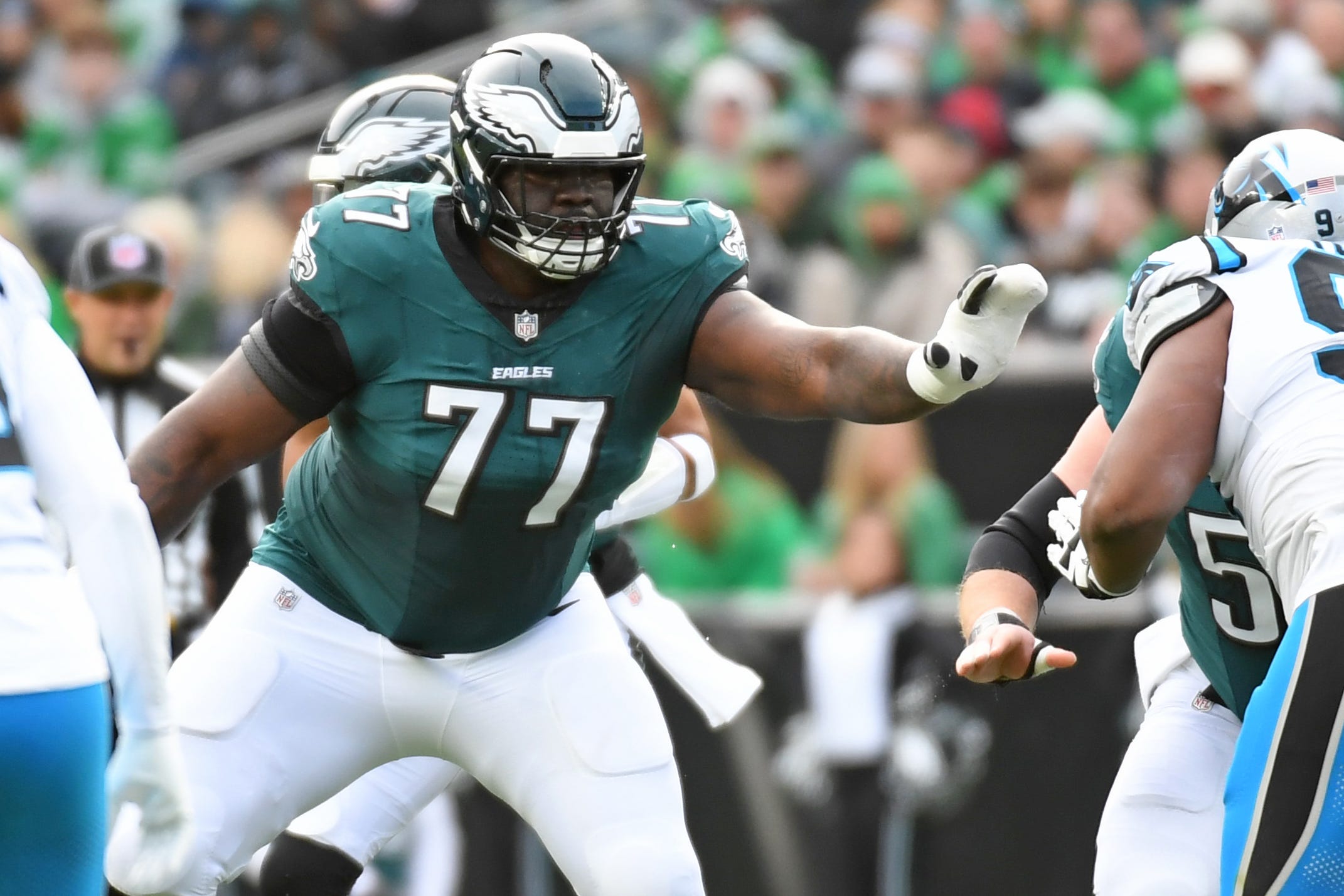 Mekhi Becton, Los Angeles Chargers, Philadelphia Eagles, NFL, Free Agent, Offensive Lineman, Right Guard, Rashawn Slater, Joe Alt, Jim Harbaugh, Super Bowl, Jeff Stoutland, New York Jets, NFL News, Football
