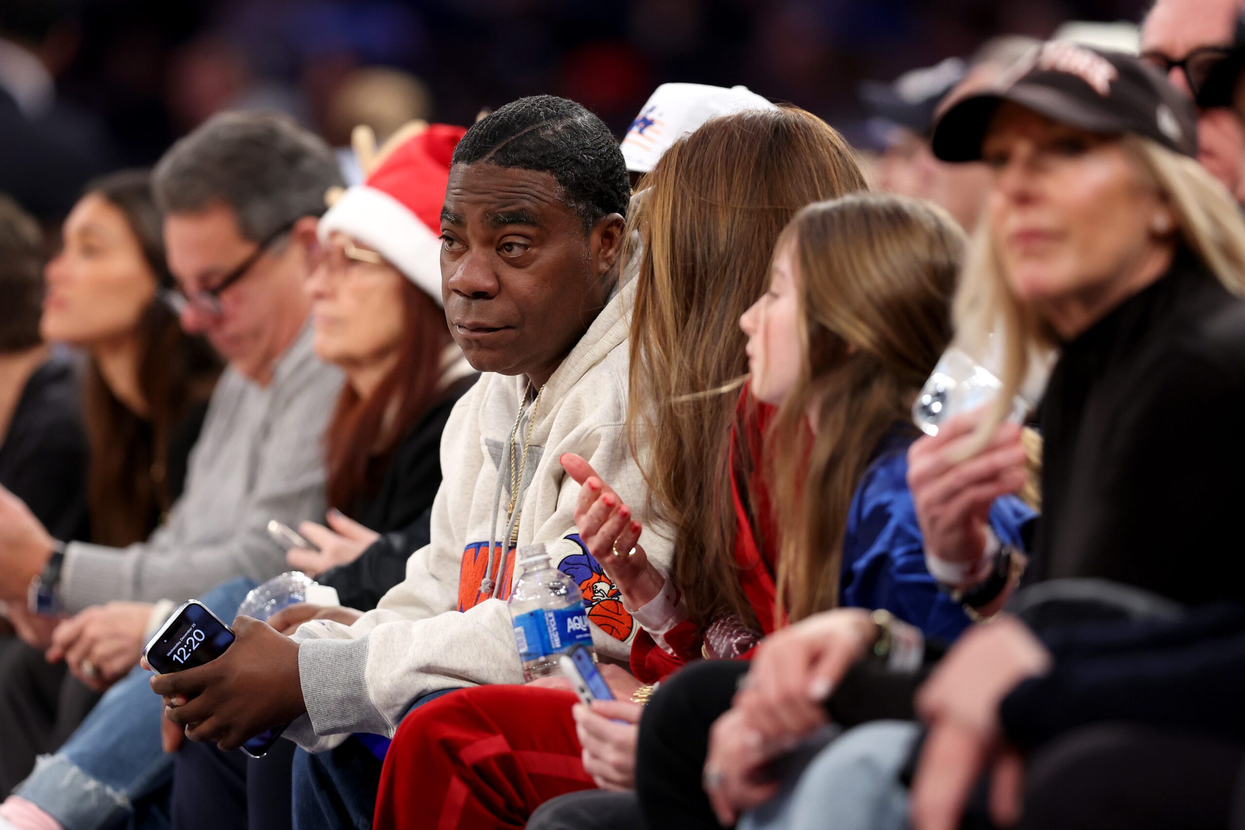 Tracy Morgan, NBA, New York Knicks, Miami Heat, Madison Square Garden, courtside, illness, medical attention, wheelchair, nosebleed, 30 Rock, Saturday Night Live, health issues, kidney transplant, coma, car crash
