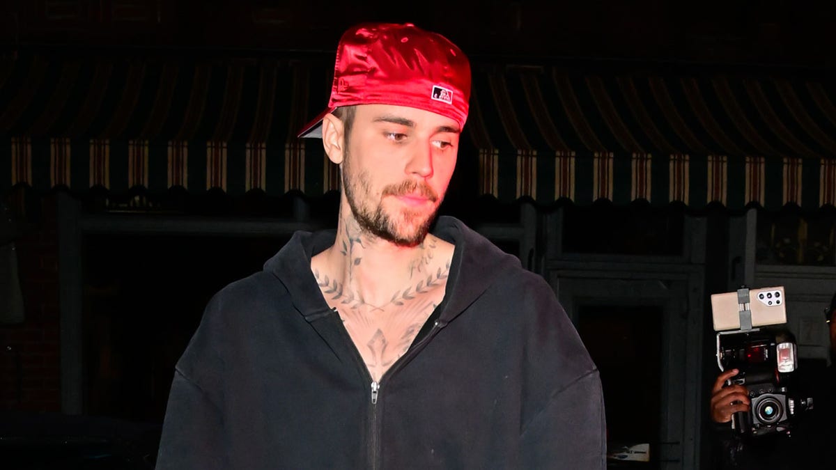 Justin Bieber, Hailey Bieber, mental health, physical health, Instagram, vulnerability, hate, unworthiness, fraud, TikTok, Rhode event, speculation, team response, fatherhood, new music, celebrity news.
