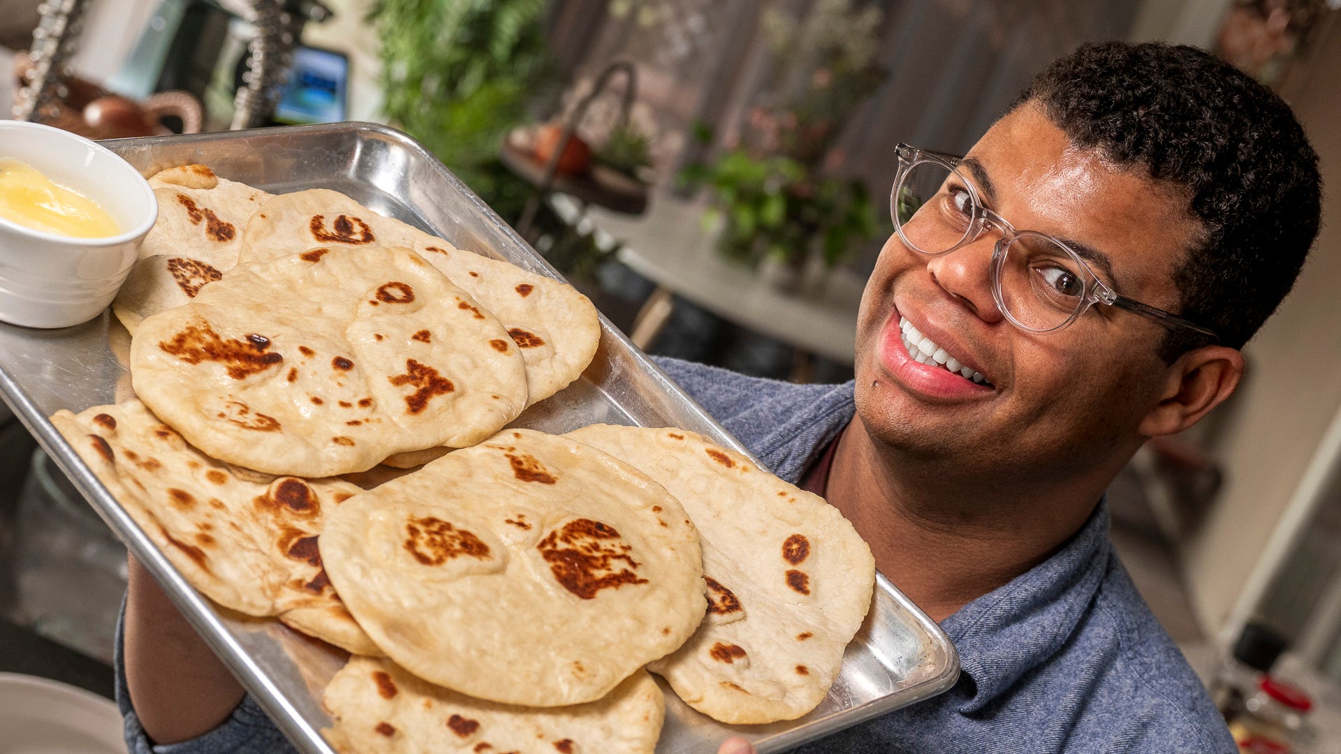 naan, bread, recipe, homemade, easy, Indian bread, tikka masala, butter chicken, naan tacos, flatbread pizza, garlic naan, freeze naan, food scale, cooking, baking
