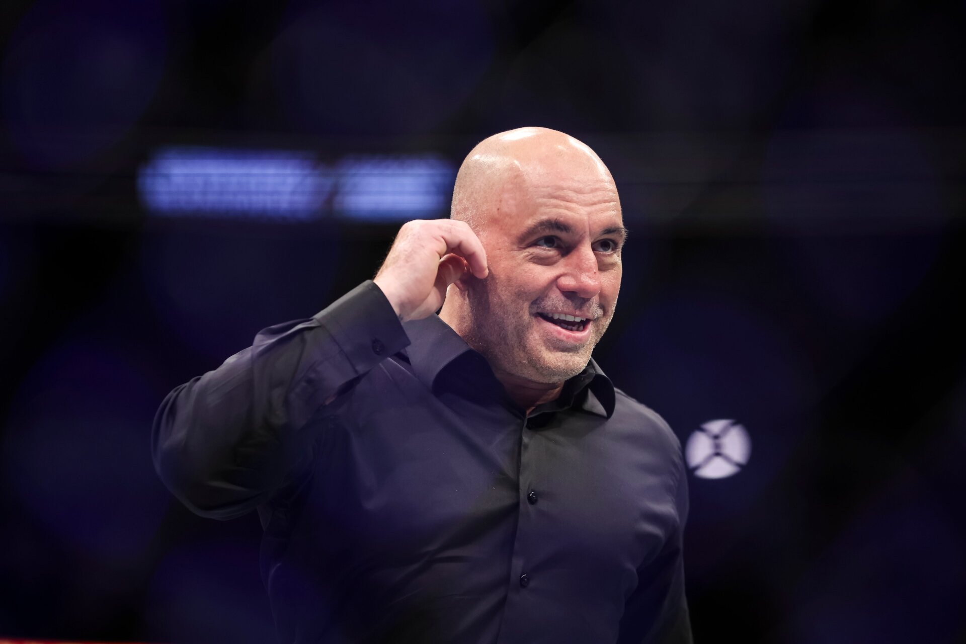 Joe Rogan, The Joe Rogan Experience, Spotify, podcast, contract, deal, Alex Jones, conspiracy theories, misinformation, anti-vax, ivermectin, COVID, Bobby Lee, YouTube, streaming, comedy, health experts
