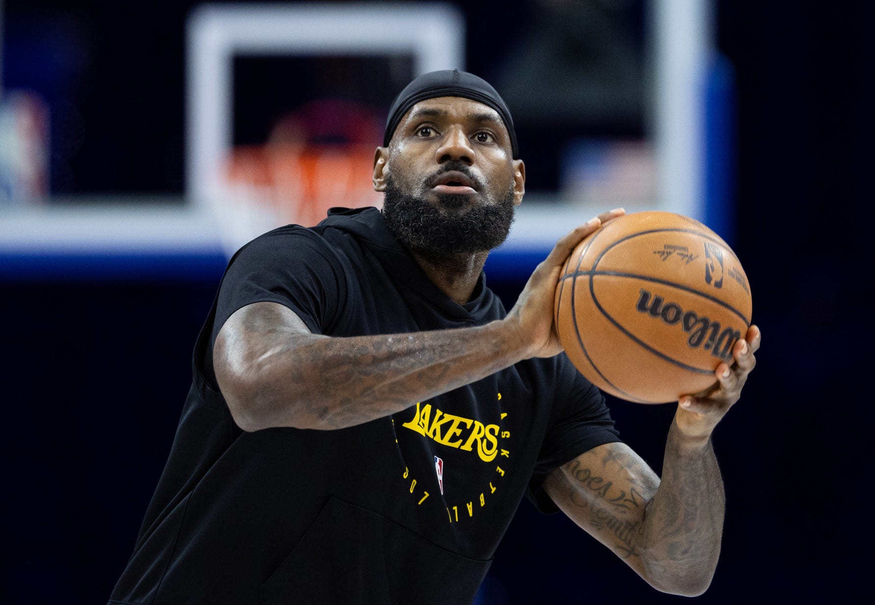 LeBron James, Los Angeles Lakers, injury, strained groin, JJ Redick, basketball, NBA, Dorian Finney-Smith, Crypto.Com Arena, Denver Nuggets, Milwaukee Bucks, Chicago Bulls
