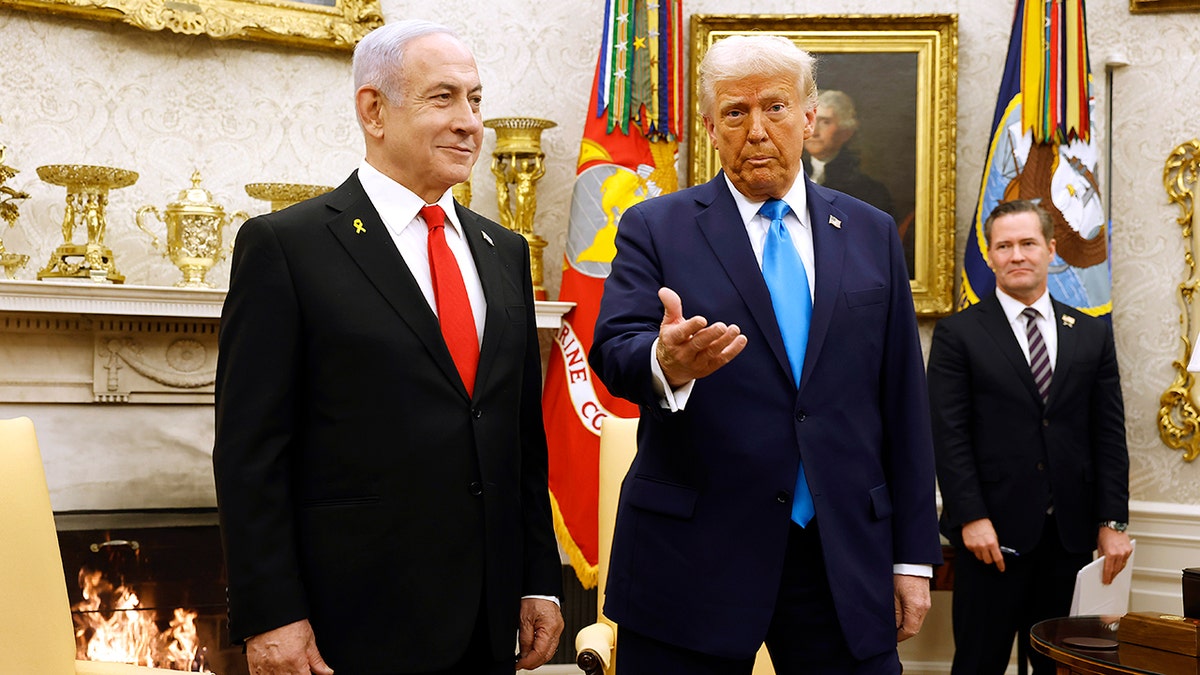 Benjamin Netanyahu, Donald Trump, James Boasberg, Deep State, Israel, United States, judicial overhaul, deportation, illegal immigration, Tren de Aragua, impeachment, Karoline Leavitt, lawfare, protests, Ronen Bar, Yoav Gallant, left-wing, right-wing, politics
