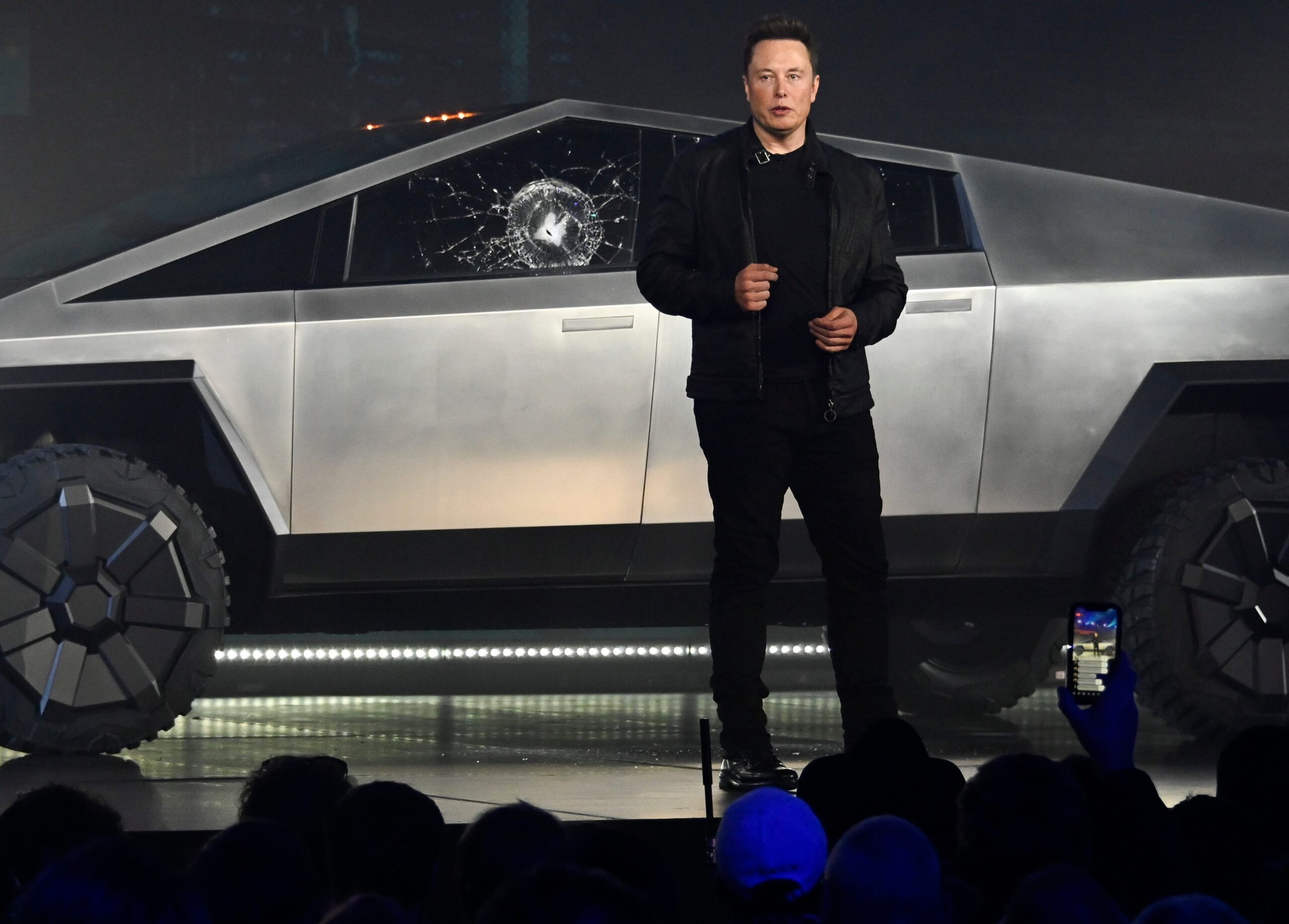 Tesla, TSLA, Cybertruck, recall, vehicle recall, cant rail, delamination, detachment, exterior panel, free repair, EV, electric vehicle, premarket trading
