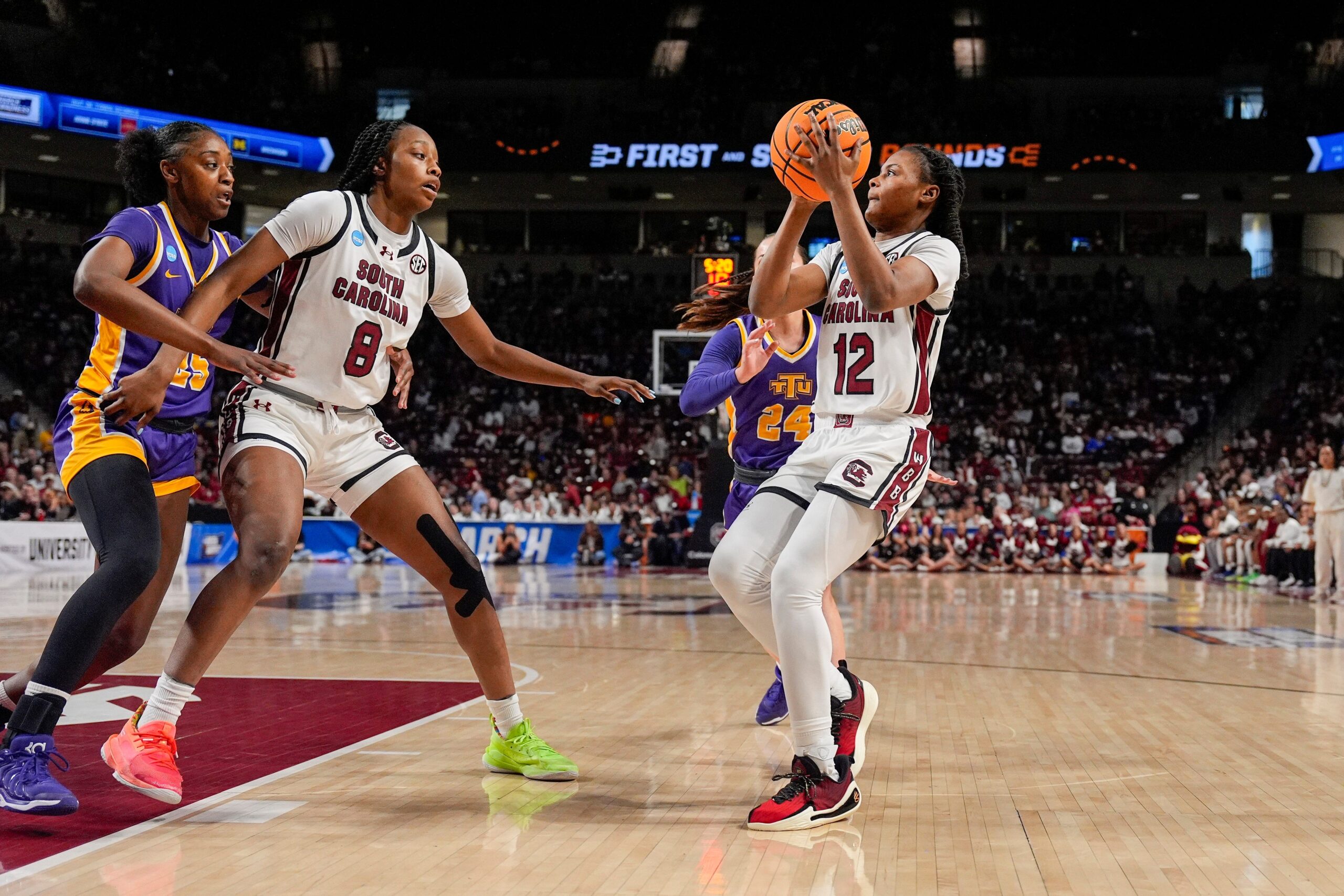 MiLaysia Fulwiley, Joyce Edwards, South Carolina Gamecocks, Dawn Staley, NCAA Women's Tournament, Women's Basketball, College Basketball, South Carolina Basketball, Raven Johnson, Andy Mathis, Sports Media
