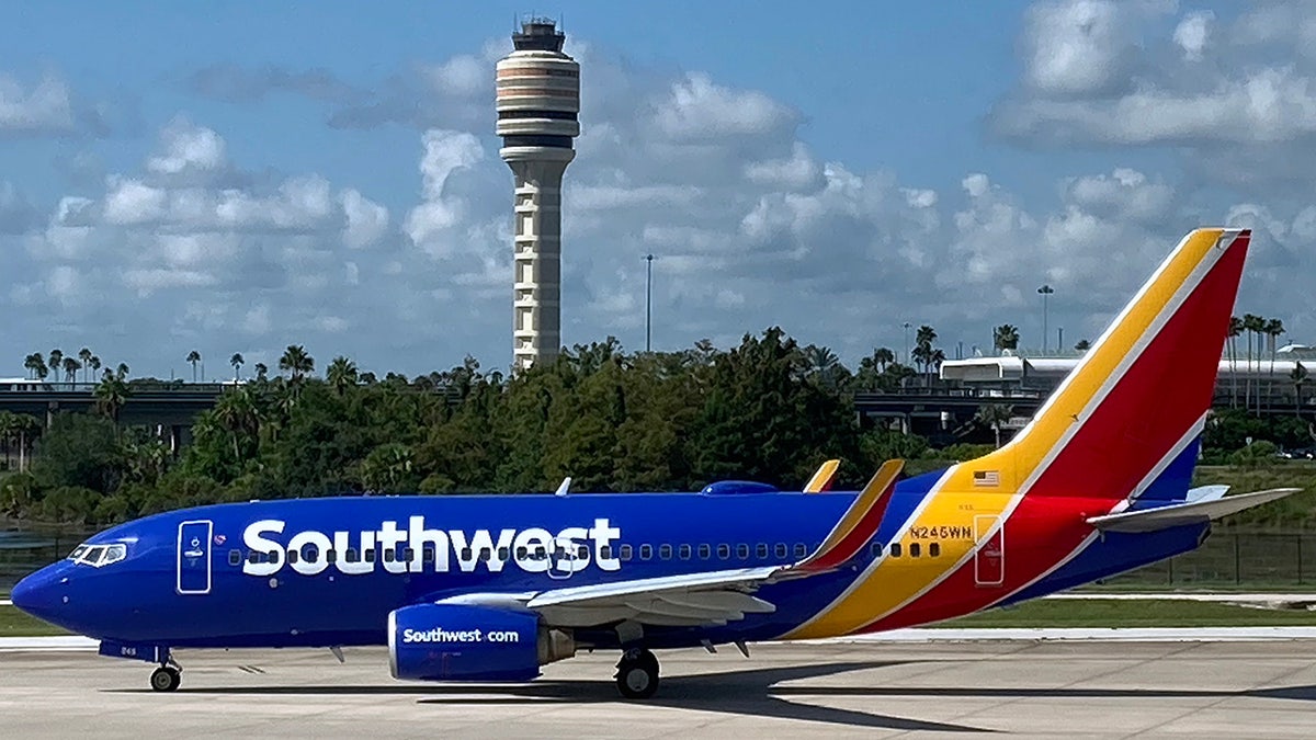 Southwest Airlines, flight cancellation, Orlando International Airport, taxiway takeoff, FAA investigation, NTSB, Flight 3278, Albany New York, air traffic controller, safety incident, aviation safety, runway mistake, Southwest Airlines safety, Florida, airline incident
