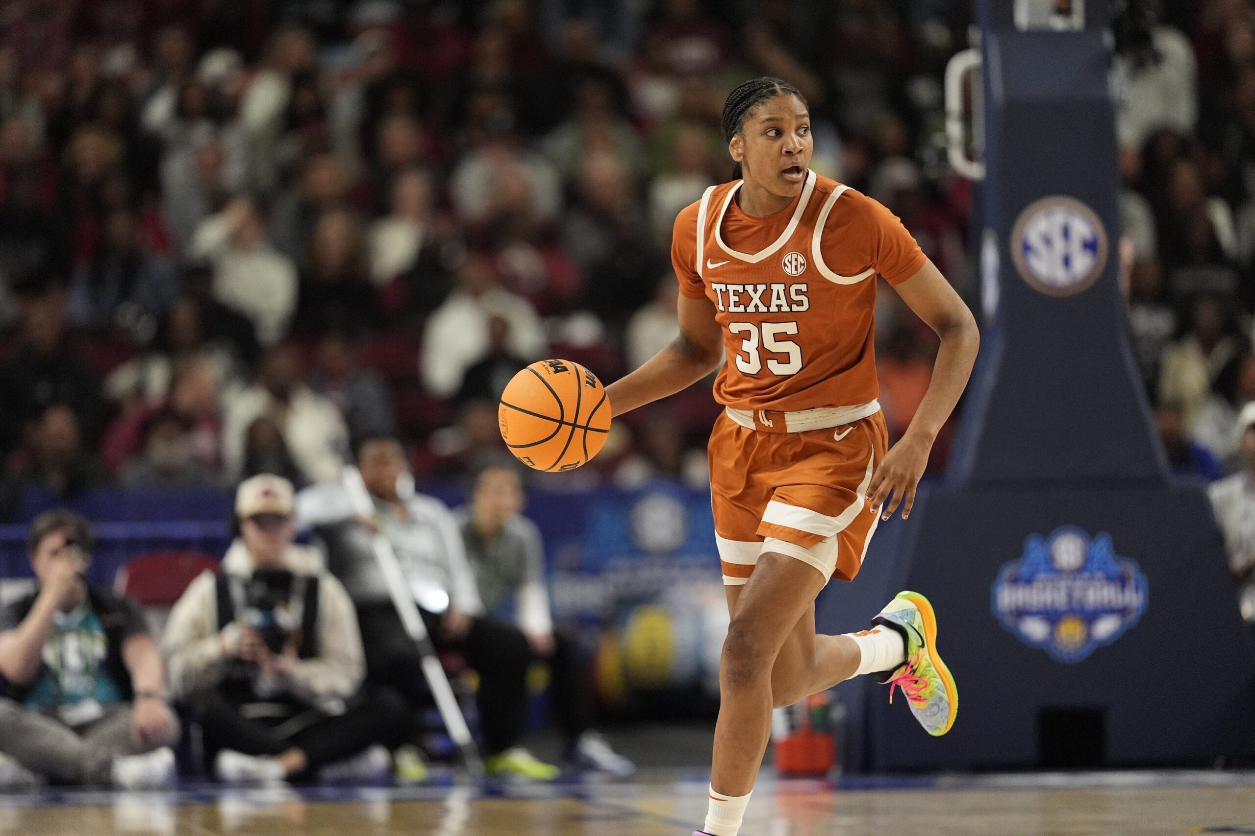 William & Mary Tribe, Texas Longhorns, March Madness, NCAA Tournament, Womens Basketball, Round of 64, Bella Nascimento, Madison Booker, Predictions, Odds, Scores, Schedule, How to Watch
