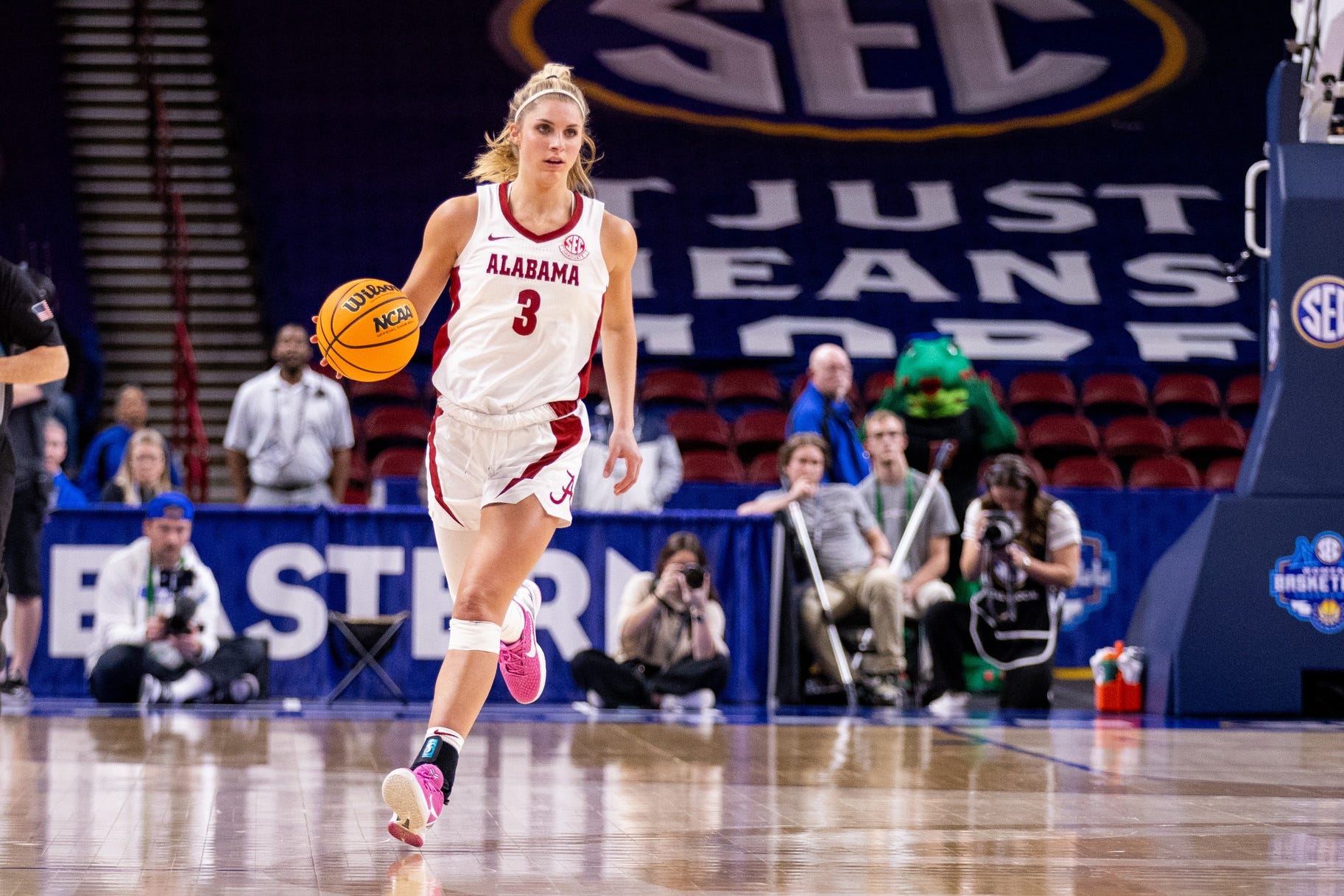 Women's March Madness, NCAA Tournament, Green Bay Phoenix, Alabama Crimson Tide, Basketball, Predictions, Odds, How to Watch, Round of 64, Natalie McNeal, Sarah Barker, Zaay Green, Aaliyah Nye, Barack Obama Bracket, March Madness Picks, Upset Alert
