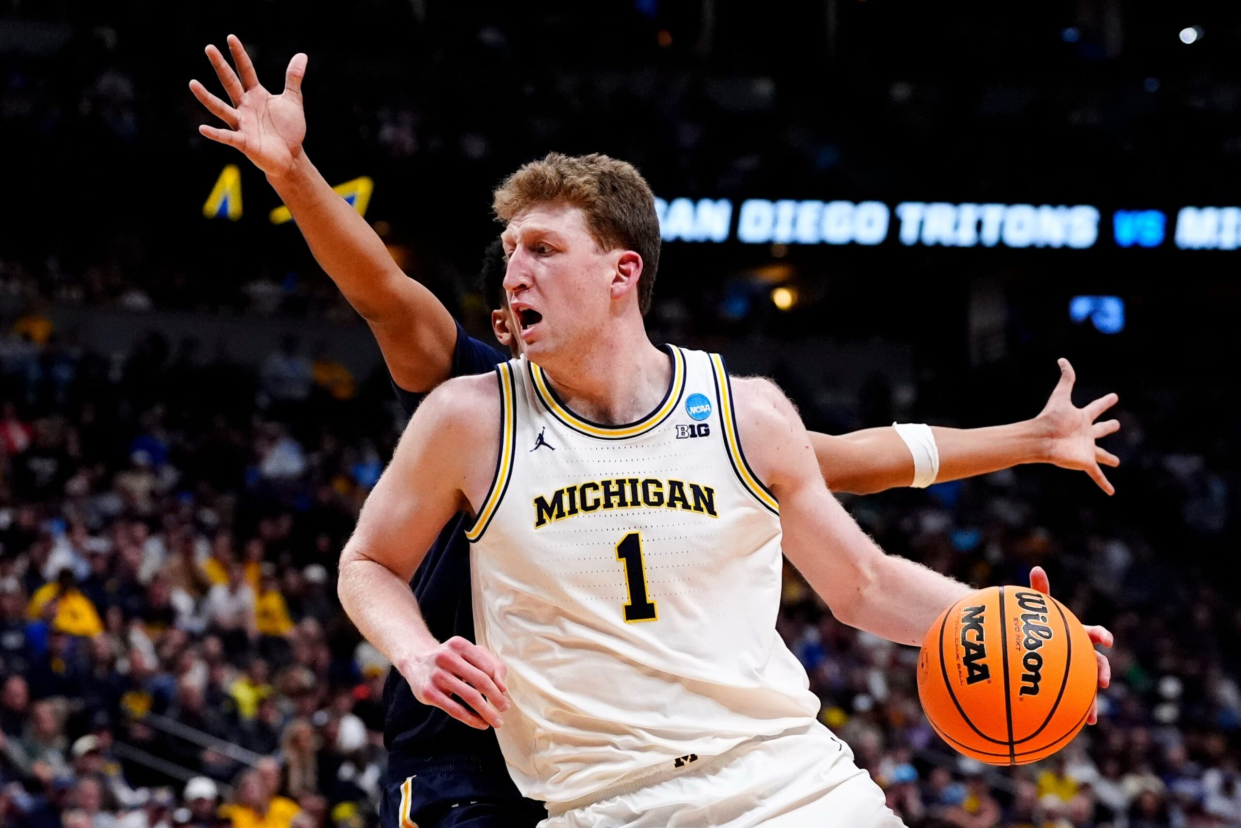 2025 NCAA Tournament, March Madness, Texas A&M Aggies, Michigan Wolverines, South Region, Round of 32, Predictions, Expert Picks, Bracket, KenPom Rankings, Betting Odds, Point Spread, Over/Under, Jeremy Cluff, Jared Ramsey, Fubo, BetMGM
