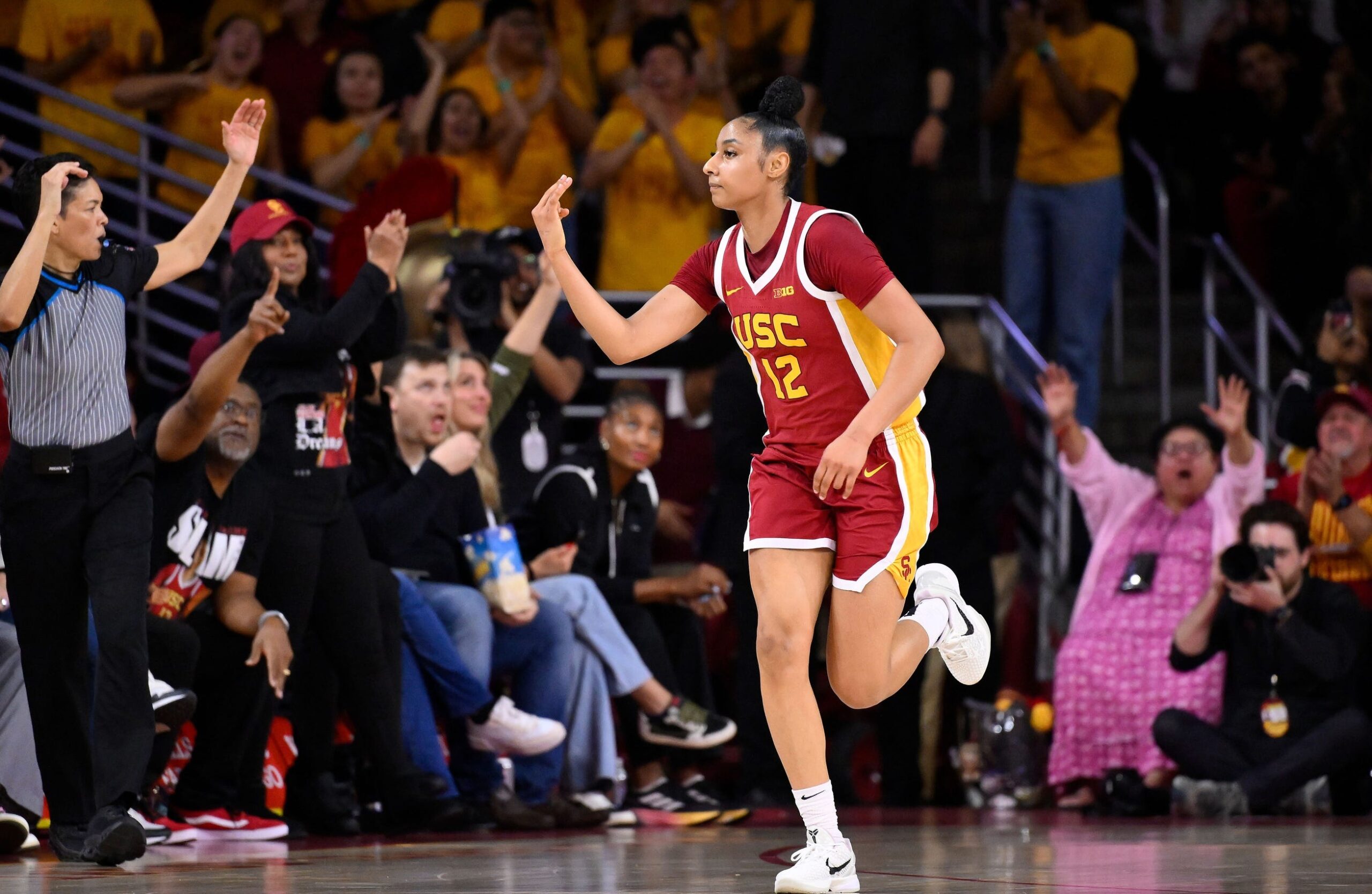 Womens March Madness, USC Trojans, JuJu Watkins, UNC Greensboro Spartans, NCAA Tournament 2025, Jayde Gamble, Nya Smith, college basketball, womens basketball, March Madness schedule, March Madness scores, how to watch, basketball game, tournament preview
