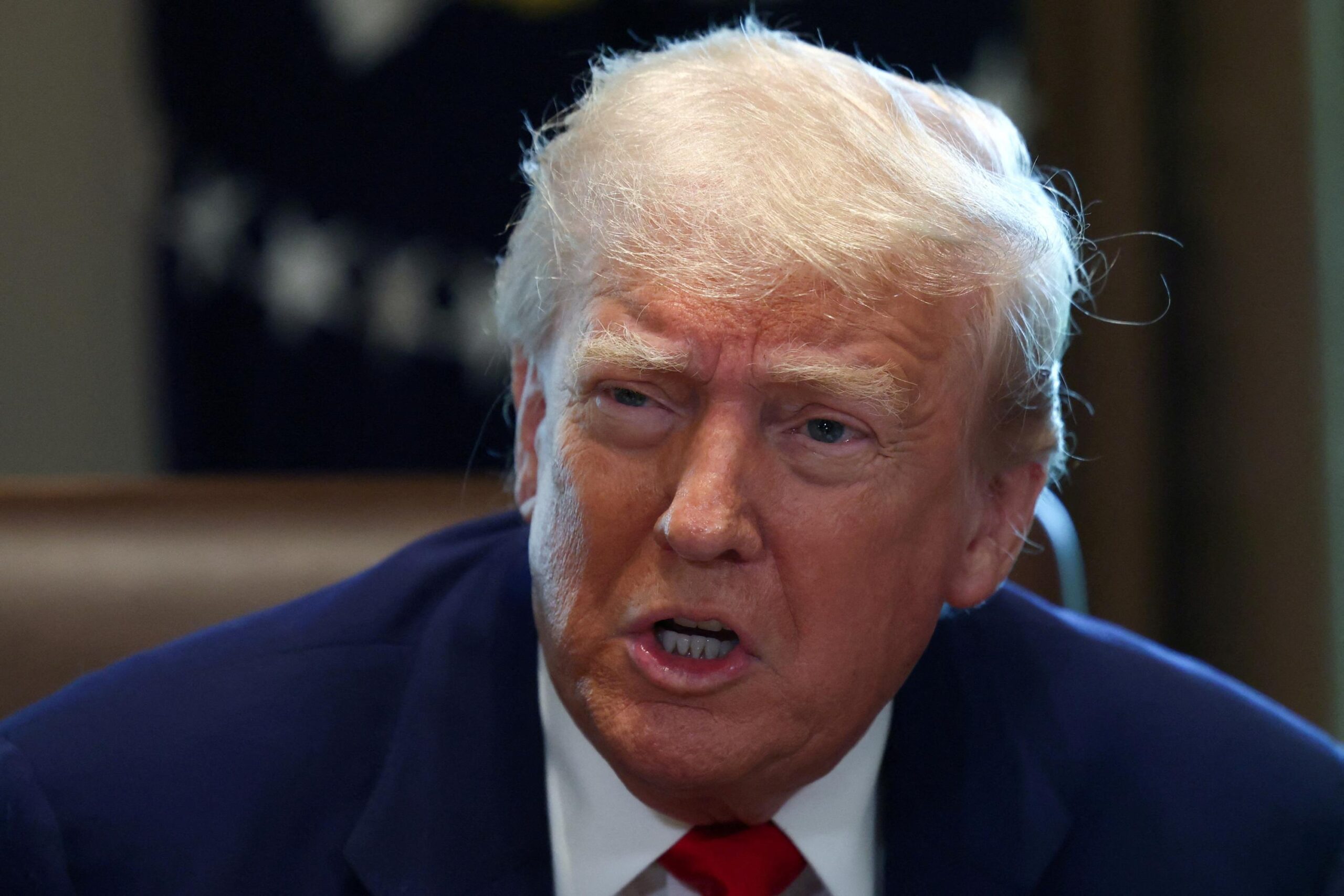 Donald Trump, trade policy, tariffs, US economy, corporate impact, Apple, Nvidia, TSMC, General Motors, Stellantis, Mercedes-Benz, Hermès, Interparfums, Safran, Airbus, AstraZeneca, Roche, Novartis, LVMH, Goldman Sachs, UBS, financial markets, quarterly results, supply chain, production transfer, price increases, global growth, inflation
