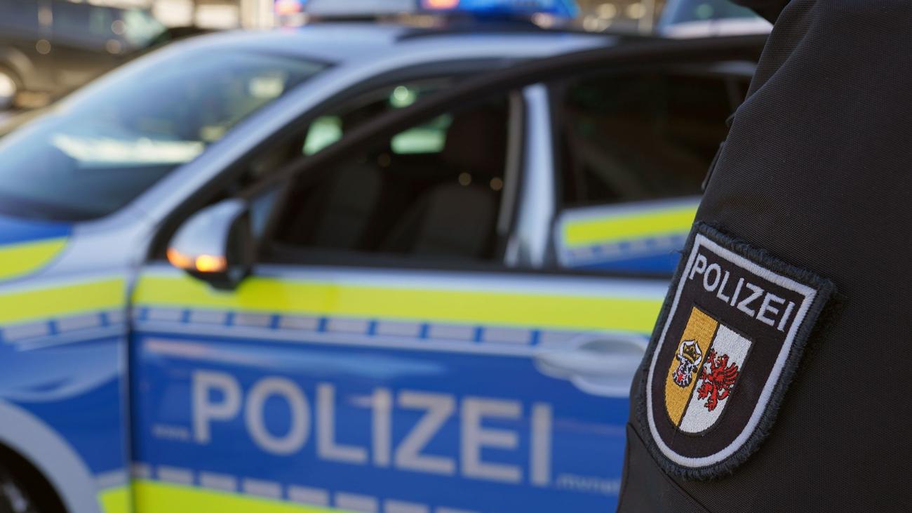 Griesheim, stabbing, knife attack, assault, Darmstadt, family dispute, crime, arrest, investigation, 74-year-old, 52-year-old, 43-year-old, attempted murder
