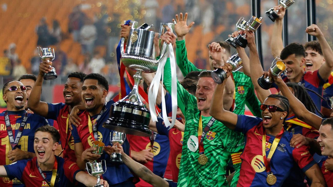 Marc-André ter Stegen, FC Barcelona, Hansi Flick, Real Valladolid, injury comeback, La Liga, German national team, Julian Nagelsmann, Nations League, goalkeeper competition, Manuel Neuer, Oliver Baumann, Germany vs Portugal, Euro 2024, World Cup 2026, football, soccer
