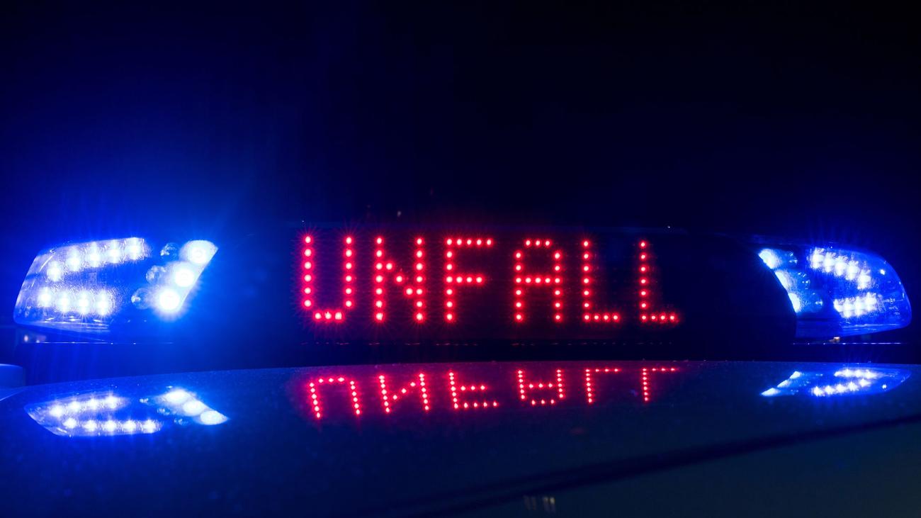 accident, car crash, serious injury, Höhr-Grenzhausen, Vallendar, L308, Mayen-Koblenz, police investigation, search operation, helicopter, sniffer dog, alcohol, speeding, unbelted, driver, passenger seat, accident cause

