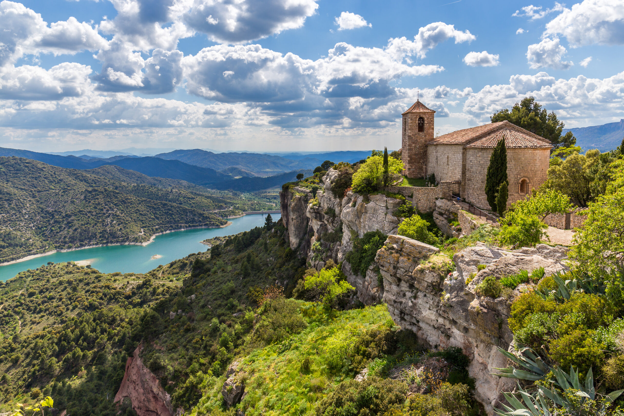 Tourism tax, Catalonia, Spain, Barcelona, overtourism, tourist tax increase, accommodation costs, housing crisis, tourist apartments, Apartur, Madrid tourism, Barcelona mayor, Airbnb, tourist protests, sustainable tourism, travel, holiday costs.

