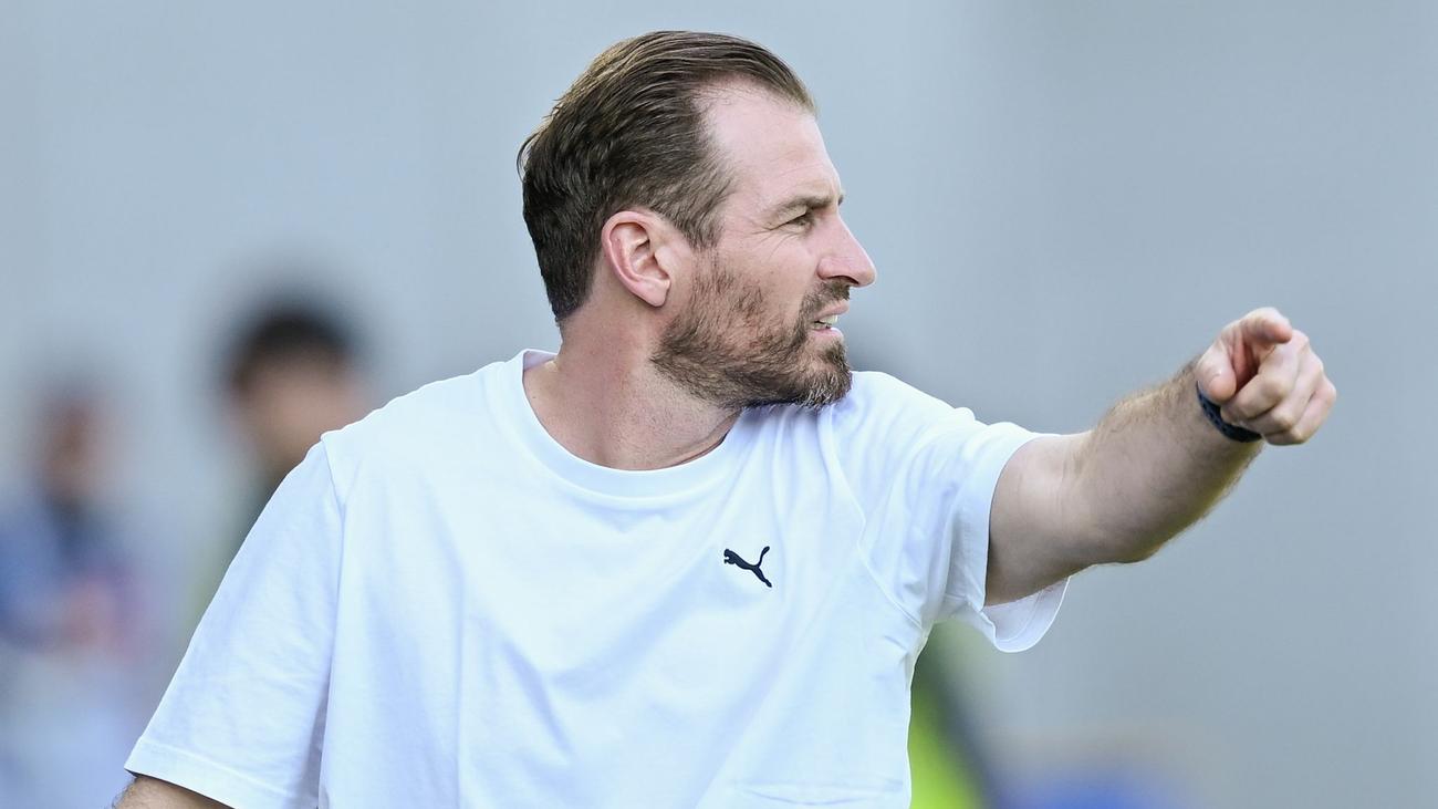 Jan Siewert, SpVgg Greuther Fürth, Hertha BSC, 2. Bundesliga, relegation battle, Stefan Leitl, football, soccer, sports, Olympiastadion, class retention, coach, trainer
