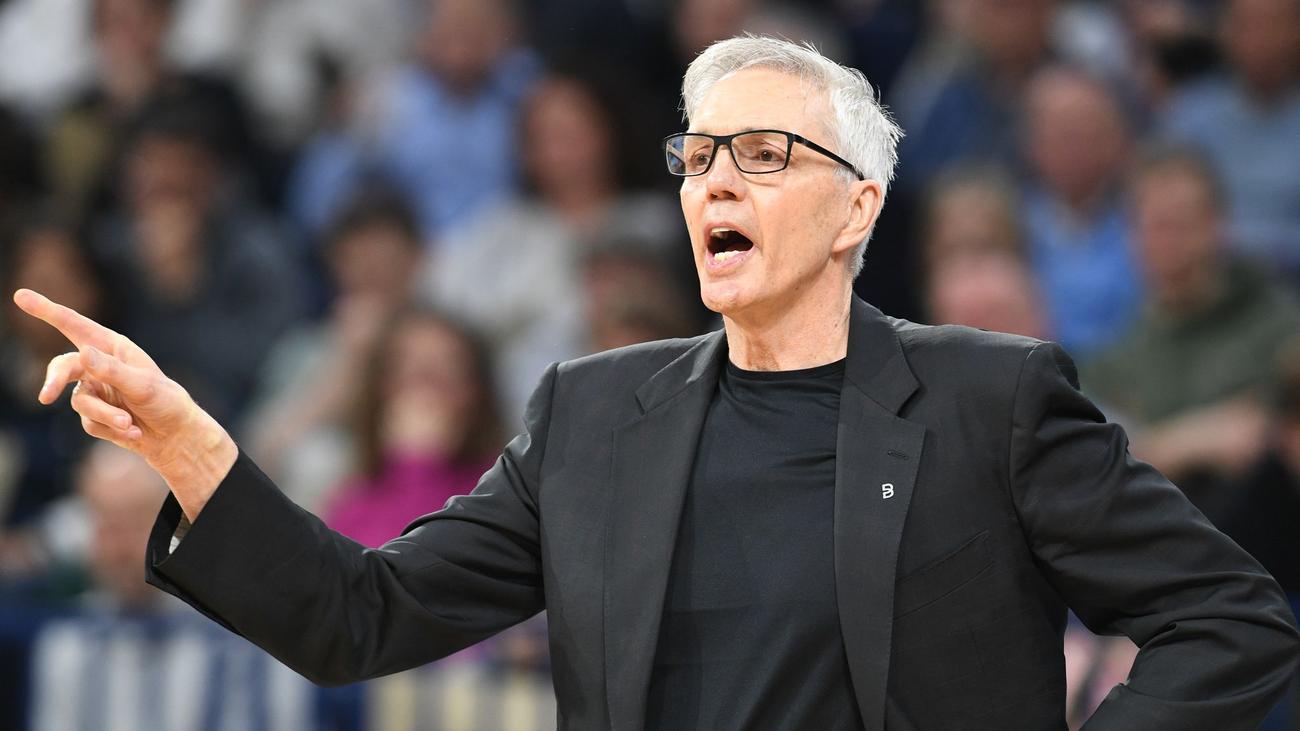 Gordon Herbert, FC Bayern Basketball, Canada Basketball, Basketball Bundesliga, BBL, Shai Gilgeous-Alexander, Basketball, Coaching, Contract, Euroleague, DBB-Pokal, Marko Pesic
