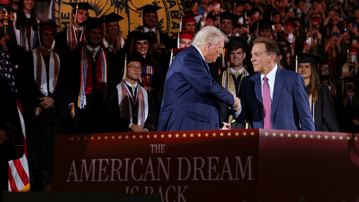 Donald Trump, University of Alabama, commencement address, football, basketball, athletics, Nick Saban, Bear Bryant, sports, college football, NFL Draft
