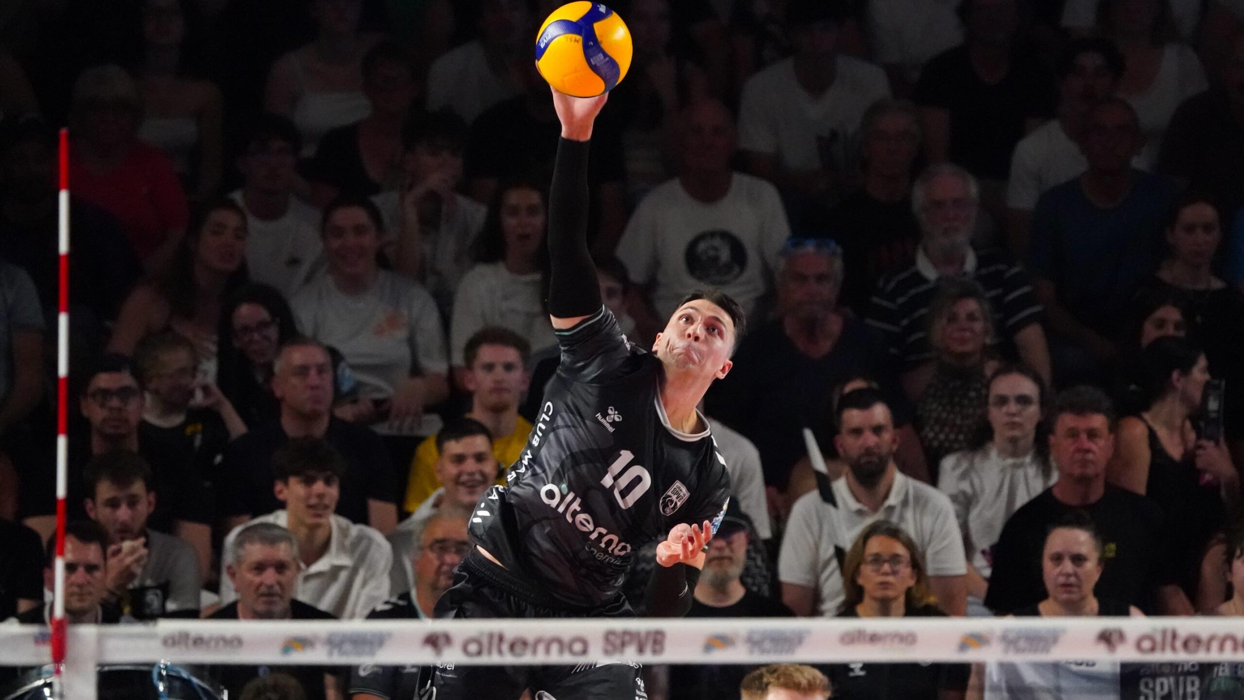Volleyball, Championnat de France, Poitiers, Chaumont, Montpellier, Tours, Play-offs, Finale, Nik Mujanovic, Ryan Sclater, Match d'appui
