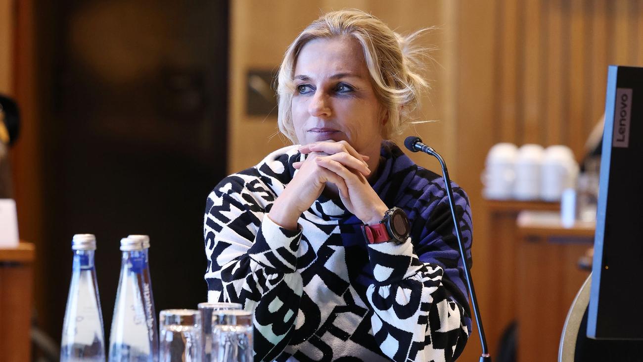 Solingen attack, NRW Landtag, SPD, Parliamentary Investigation Committee, SMS protocols, Lorenz Bahr, Daniela Lesmeister, Herbert Reul, Josefine Paul, Lisa Kapteinat, internal communication, information withholding, state secretaries, refugee ministry, interior ministry, Issa Al H., Islamic State, IS, terror attack, investigation, North Rhine-Westphalia.
