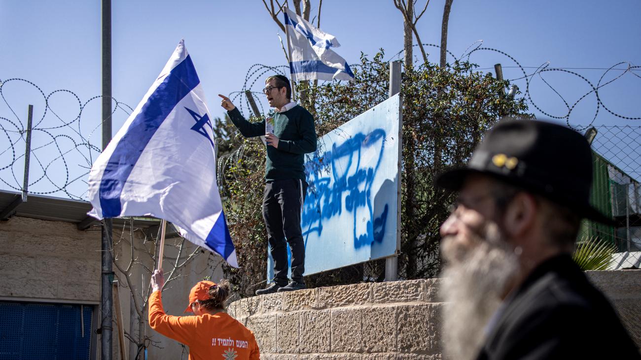 Shahd Bishara, Israel, Palestinian Arab, minority rights, discrimination, Standing Together, Jewish-Palestinian cooperation, social activism, Tel Aviv, Zeit Online

