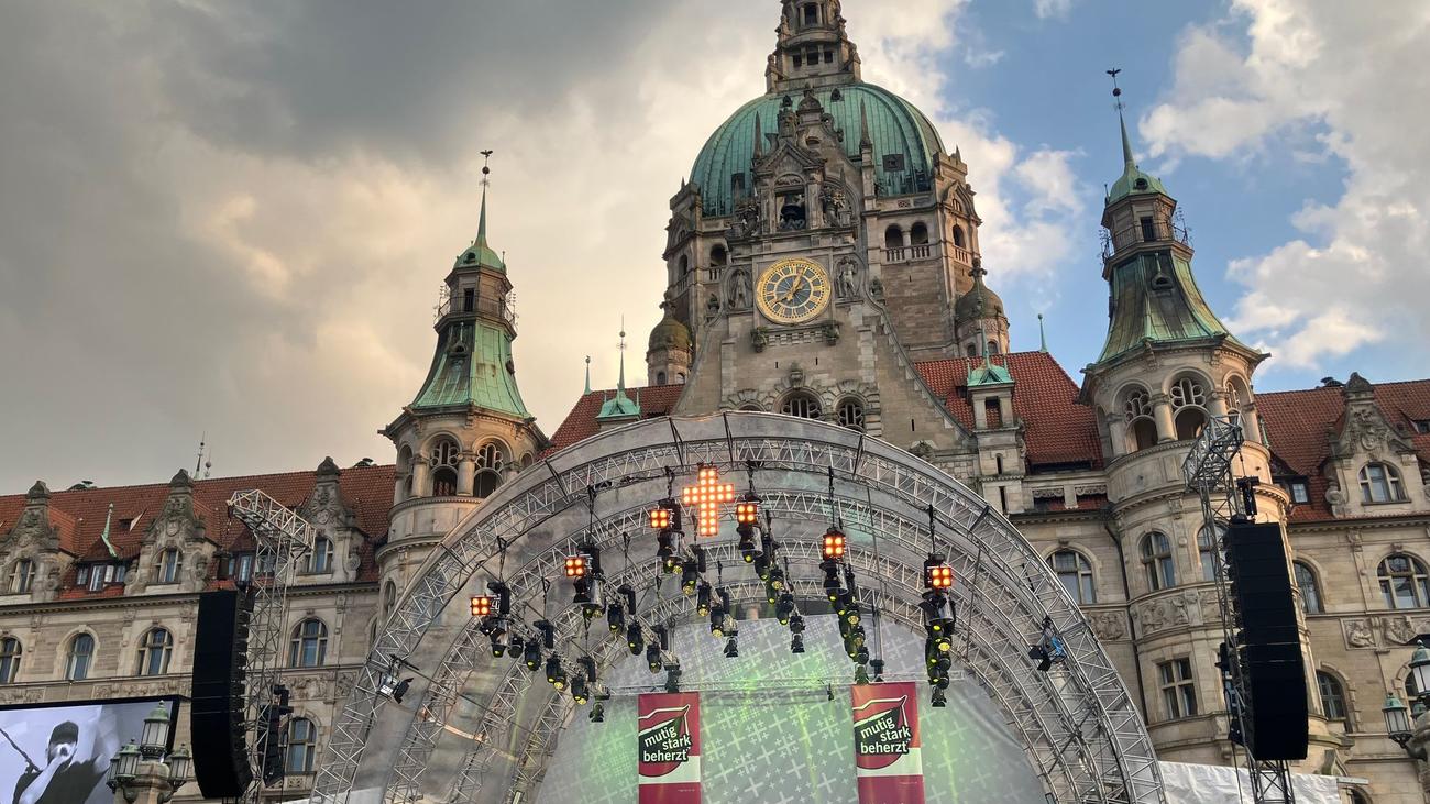 Gentleman, Reggae, Kirchentag, Hannover, Demokratie, Zusammenhalt, Open-Air, Konzert, Belit Onay, Anja Siegesmund, Ralph Charbonnier, AfD, Rechtsextremismus, Vielfalt, Joy Denalane, Max Herre
