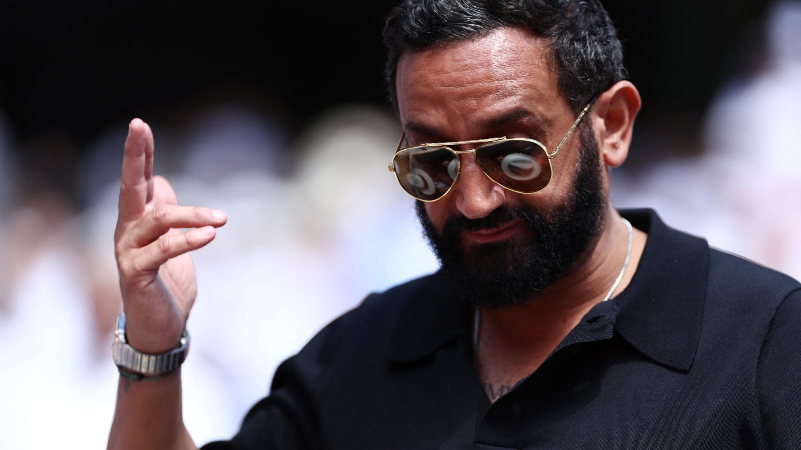 Cyril Hanouna, Emmanuel Macron, Brigitte Macron, Tiphaine Auzière, Sébastien Lecornu, François Bayrou, Élysée, Matignon, CNews, Europe 1, politics, media, appointment, prime minister, relationship, gossip
