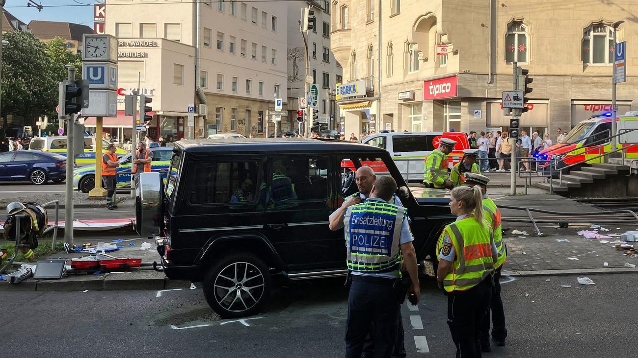 Stuttgart, accident, car crash, pedestrian accident, fatality, death, police, investigation, Staatsanwaltschaft, Baden-Württemberg, news

