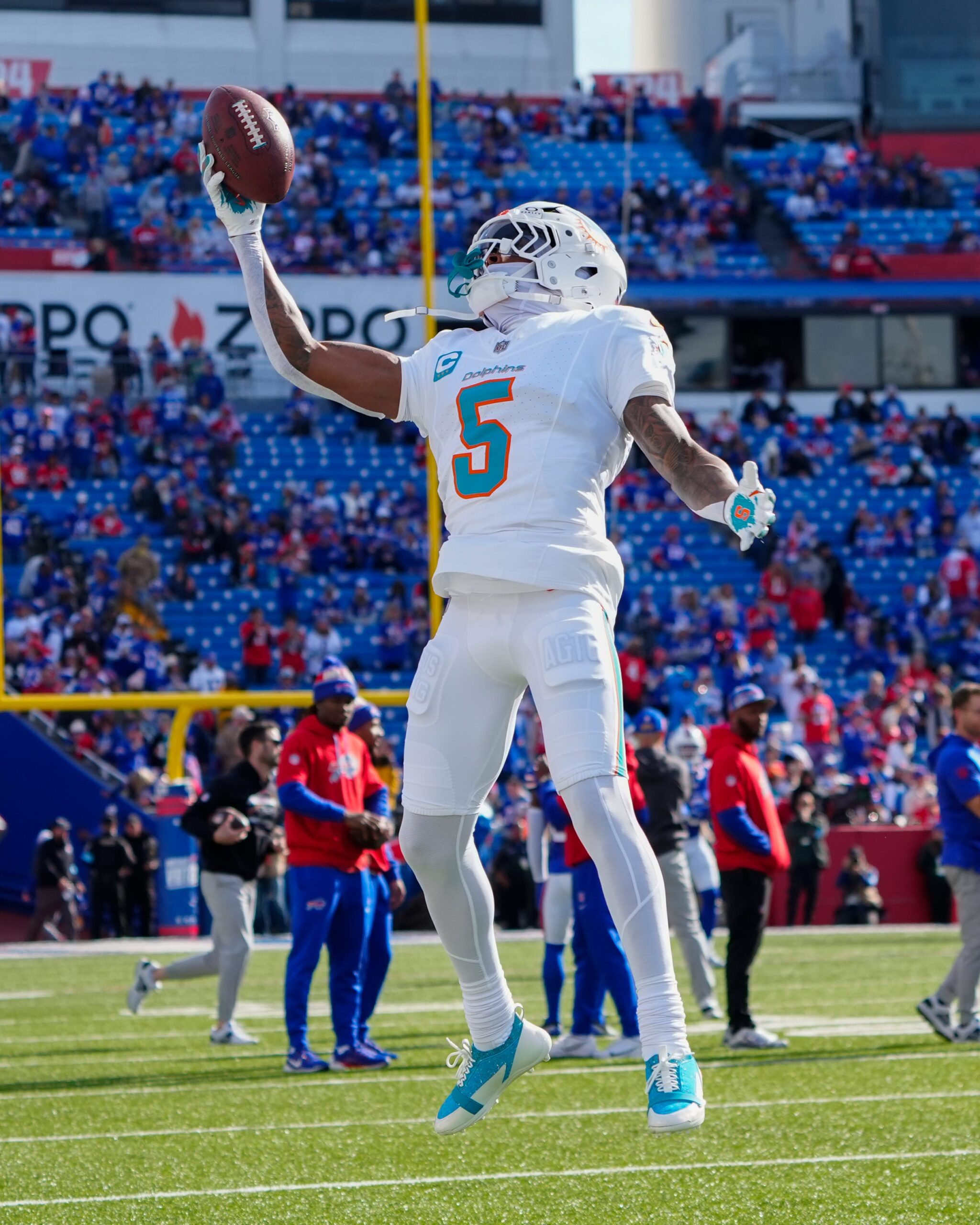 Jalen Ramsey, Miami Dolphins, NFL Trade, Cornerback, NFL Draft 2025, Los Angeles Rams, Raiders, Falcons, Bengals, Titans, Eagles, Sean McVay, NFL Free Agency, Contract, Cap Space, NFL Rumors, Ahkello Weatherspoon, Darious Williams, Eric Stokes, Jakorian Bennett, Decamerion Richardson, AJ Terrell, Cam Taylor-Britt, DJ Turner, LJarius Sneed, Quinyon Mitchell, Cooper DeJean, Vic Fangio
