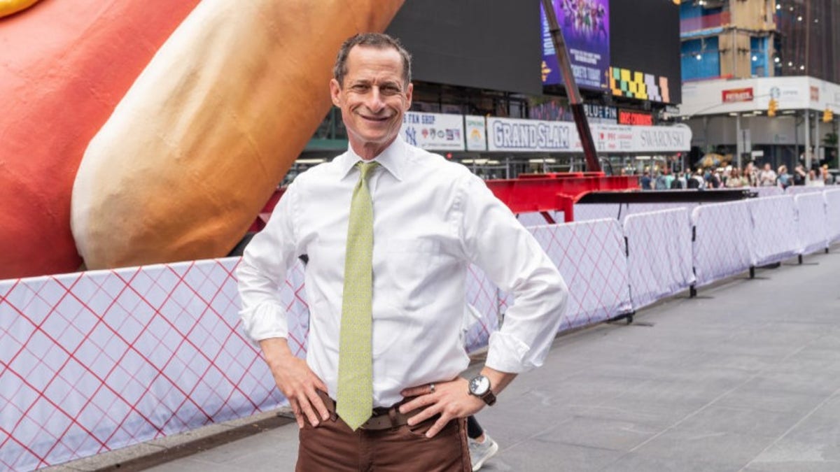Anthony Weiner, New York City Council, political comeback, New York Democrats, District 2, quality of life issues, sexting scandal, Huma Abedin, Alex Soros, centrist politics, defund the police, sex addiction, Andrew Cuomo, Bloomberg administration, 14th Street, political profile, The Atlantic, Josh Tyrangiel
