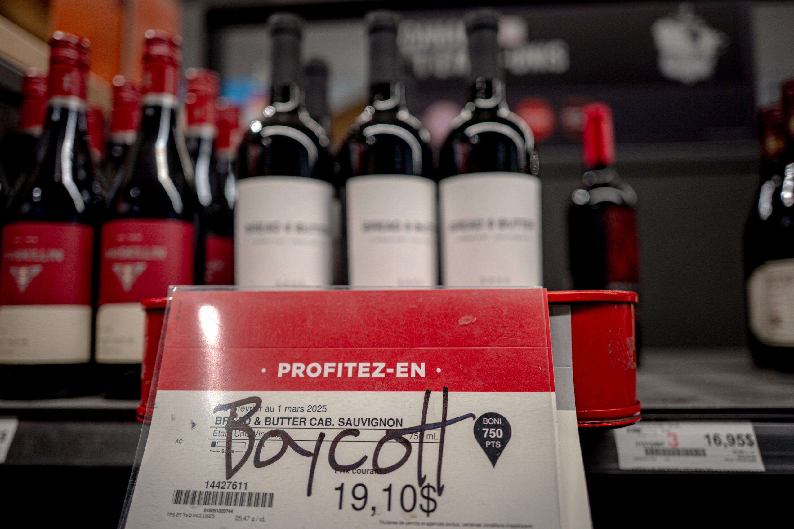 Canada, US trade war, Canadian boycott, American products, Donald Trump, tariffs, Mark Carney, Loblaws, Madison Avenue Pub, Canadian economy, 