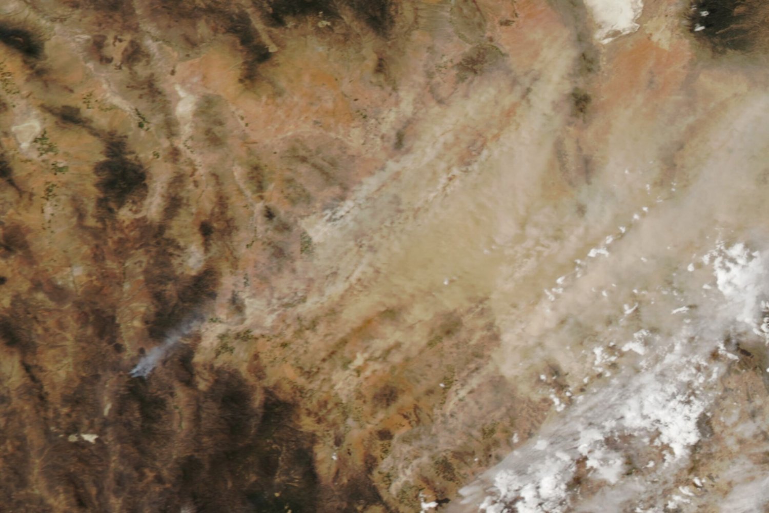 Dust storm, El Paso, Las Cruces, Ciudad Juárez, Borderplex, Chihuahuan Desert, Dust Bowl, NASA, Aqua satellite, drought, wind, Thomas Gill, University of Texas at El Paso, Valley Fever, air quality, environmental impact
