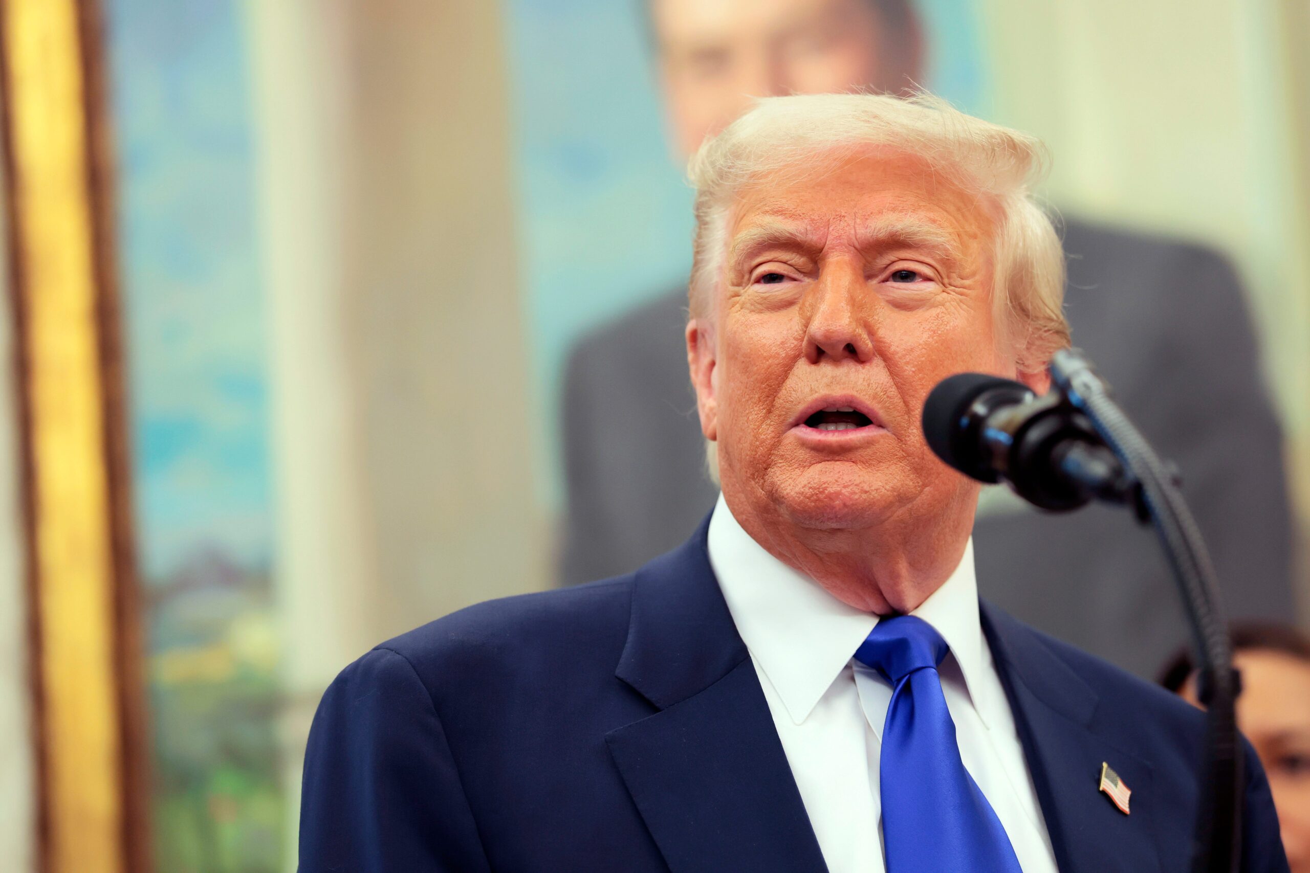 Donald Trump, Pope Francis, AI image, Truth Social, Melania Trump, JD Vance, Catholic Church, Papal Conclave, Social Media, White House, Political Humor, Bill Kristol
