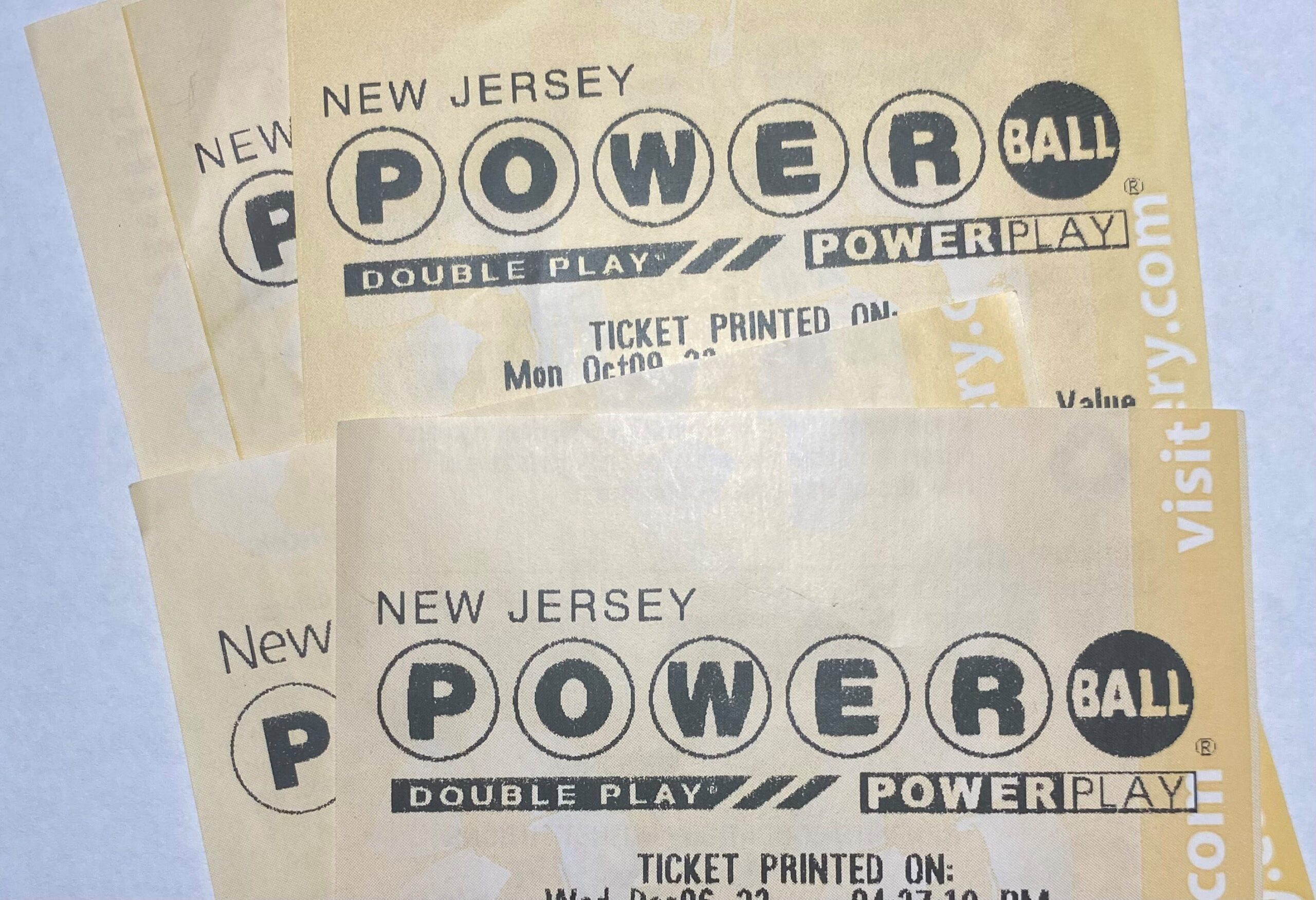 Powerball, lottery, jackpot, winning numbers, May 5, 2025, May 3, 2025, drawing, cash prize, Power Play, Quick Pick, Jackpocket, lottery tickets, lottery courier, USA TODAY, Fernando Cervantes Jr.
