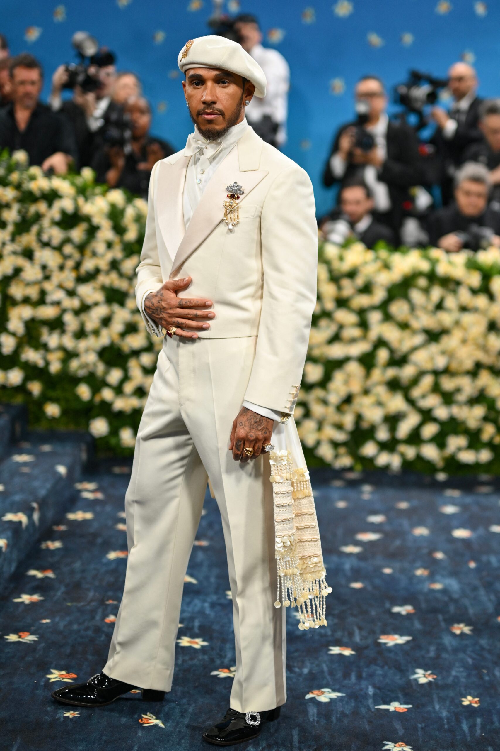 Met Gala, Met Gala 2025, Fashion, Celebrity Fashion, Sports Stars, Red Carpet, Outfit Reviews, Noah Lyles, Serena Williams, Simone Biles, Angel Reese, Lewis Hamilton, Dwyane Wade, Saquon Barkley, Joe Burrow, Kristen Stewart, Colin Kaepernick, Sha'Carri Richardson, Justin Jefferson, Thom Browne, Superfine: Tailoring Black Style, Fashion Criticism, Worst Dressed, Best Dressed
