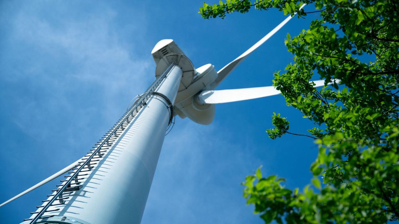 citizen wind turbine, Bavaria, Selbitz, Hof, German Museum, energy transition, renewable energy, wind power, citizen participation, energy - electricity exhibition, history, Wolfgang Degelmann, Bund Naturschutz, 10H rule, air pollution, investment
