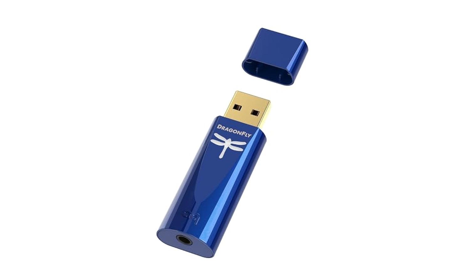 Audioquest DragonFly Cobalt, DAC portable, USB DAC, high-end DAC, audio quality, music streaming, Spotify, Qobuz, FLAC, headphone amplifier, sound quality improvement, portable audio, digital-to-analog converter, best portable DAC, HiFi News, What Hi-Fi, The Ear, iPhone DAC, USB-C DAC, premium audio, headphone DAC

