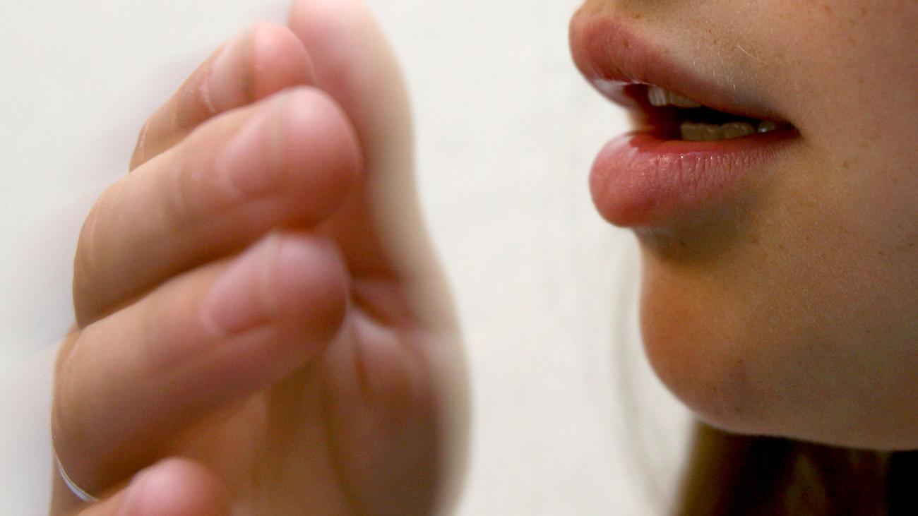 Keuchhusten, Sachsen-Anhalt, Pertussis, Infektionszahlen, Anstieg, Gesundheitsministerium, Linke, Kinderkrankheit, Impfung, Robert Koch-Institut, RKI, Pandemie, Nachholeffekt, Immunität, Impfquote, Lungenentzündung, Reizhusten, Kinder, Jugendliche, Erwachsene, Meldepflicht, 2024, 2019, 2023, Fallzahlen

