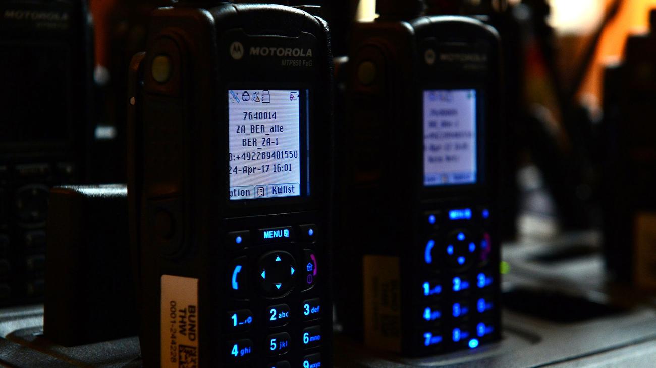 Germany, Digital Radio, Authorities, Network Outage, Federal Interior Ministry, Disruption, Cause, Extent, Emergency Services

