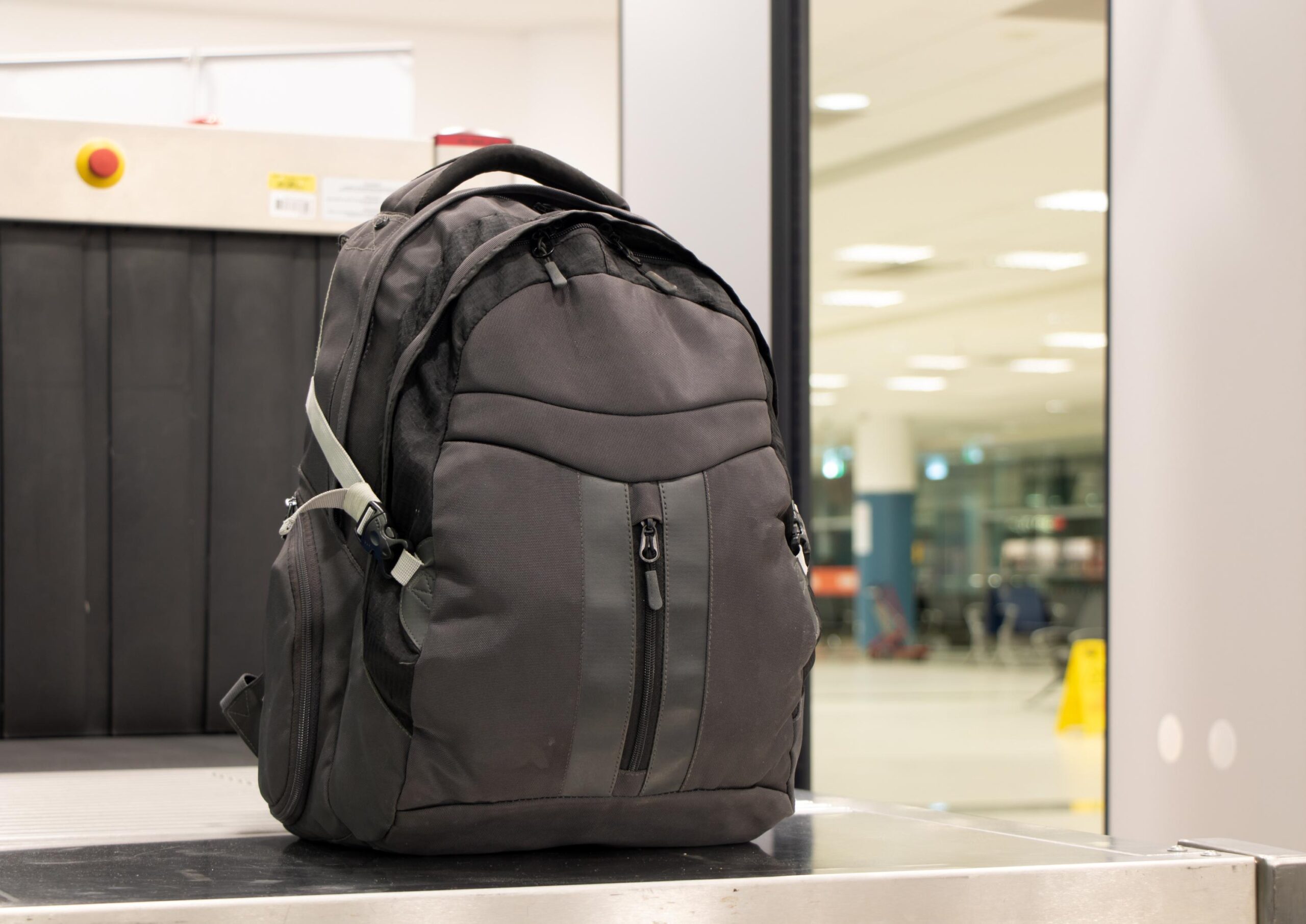 bagage cabine, Ryanair, EasyJet, sac de voyage, 40x20x25 cm, voyage, Amazon, réduction, compartiment ordinateur portable, poche anti-vol, polyester haute densité, voyage en avion, voyage pas cher, Figaro Voyage Services

