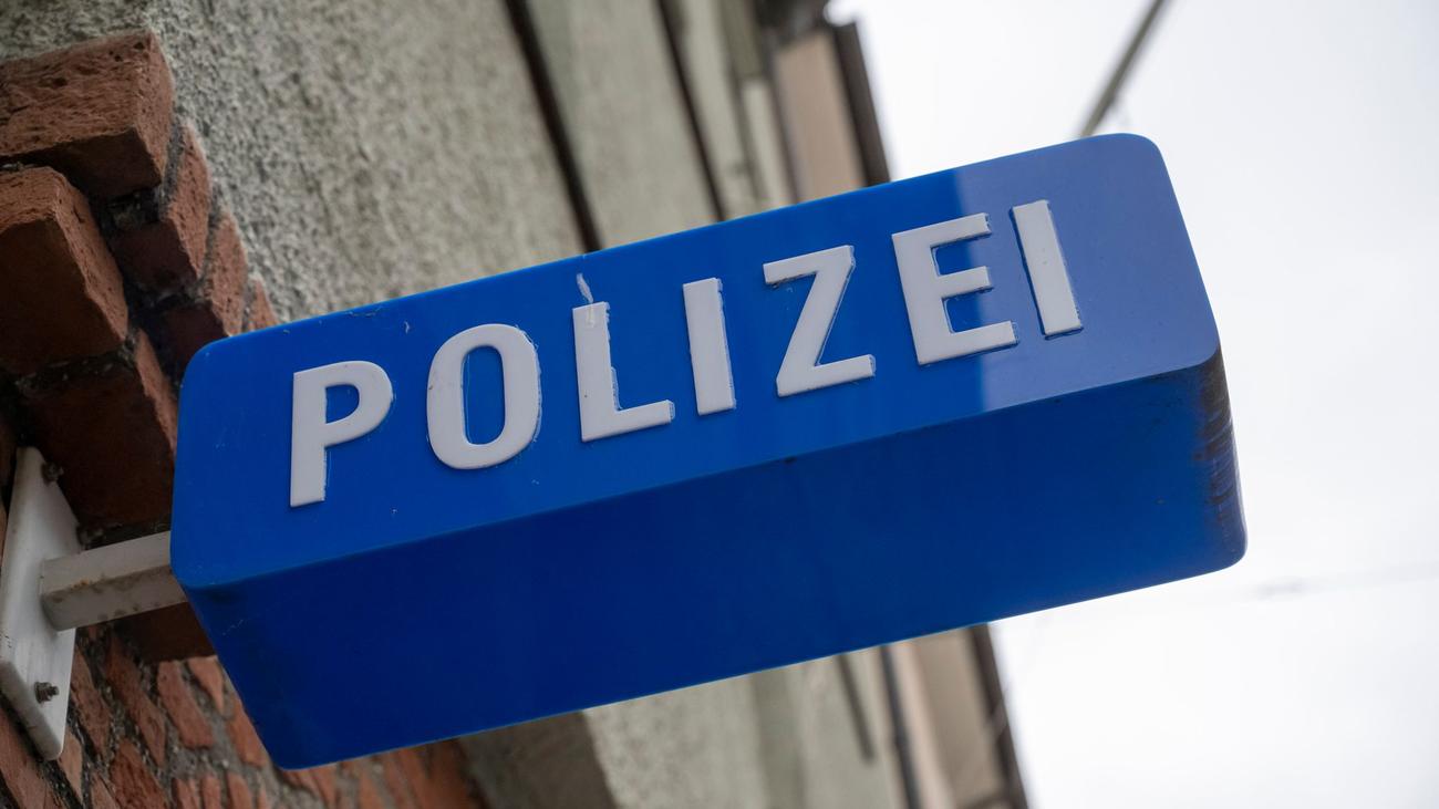 Construction equipment theft, Regenstauf, Regensburg, police investigation, gang, suspects arrested, stolen construction machines, vehicle theft, property damage, six-figure damage
