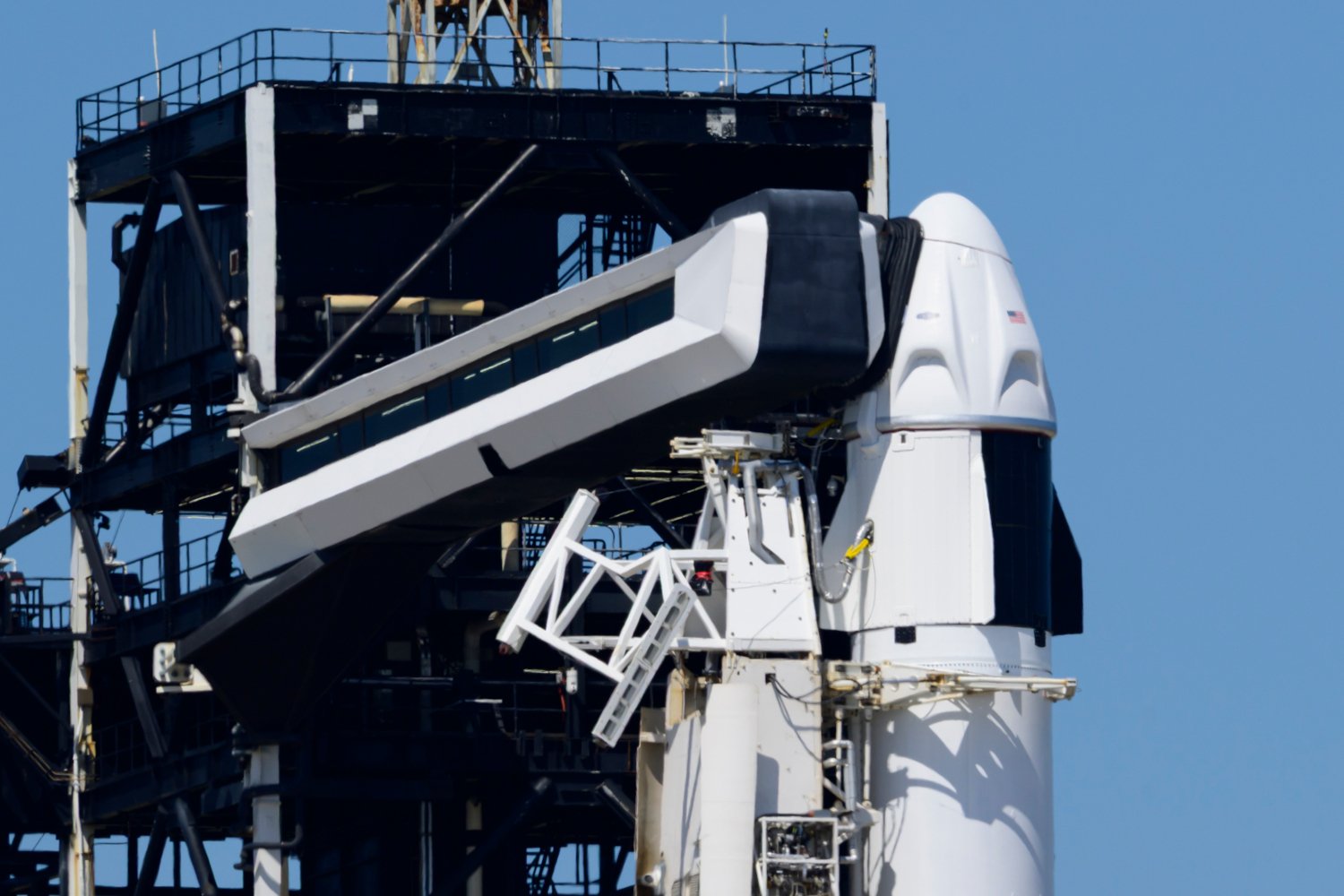 Falcon 9 explosion, SpaceX, Elon Musk, sniper theory, ULA, United Launch Alliance, Amos-6 satellite, FAA, FBI, wet dress rehearsal, Space Launch Complex 40, Cape Canaveral, Eric Berger, Reentry, Freedom of Information Act, FOIA, helium tank explosion, super-chilled helium, spaceflight, space industry
