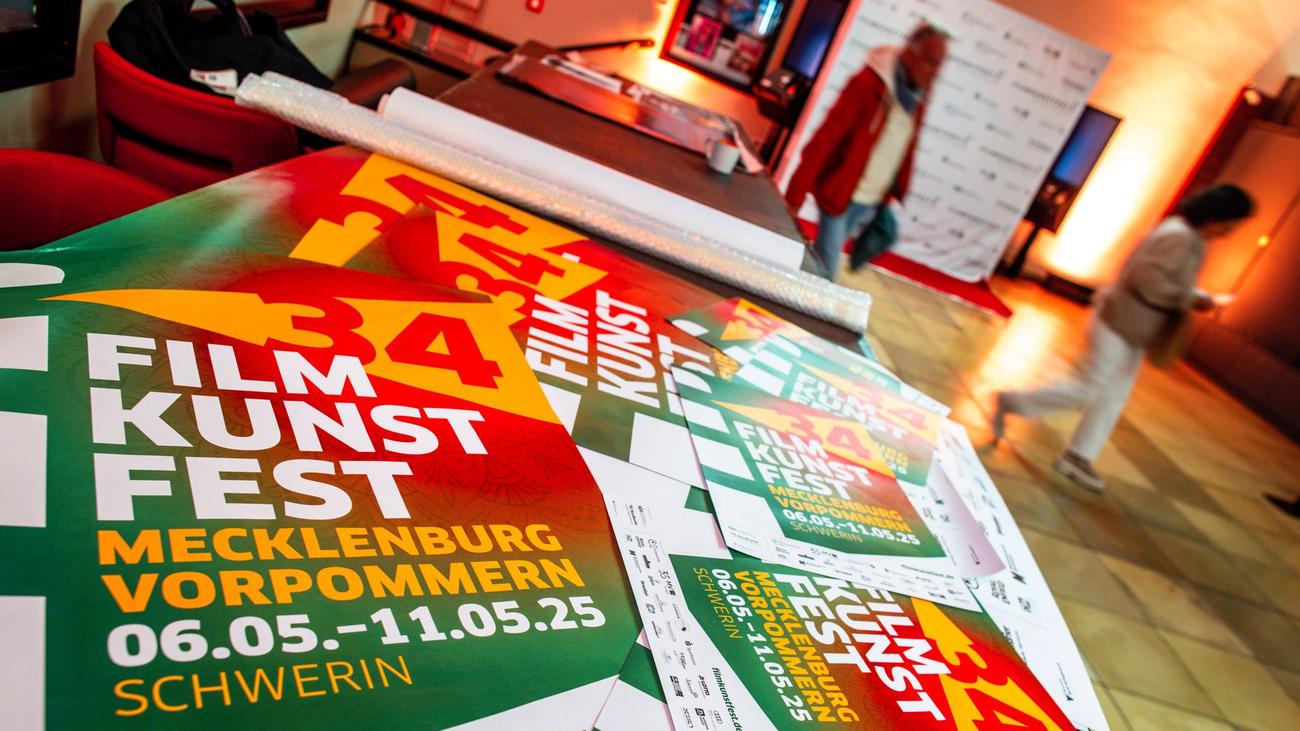 Filmkunstfest Mecklenburg-Vorpommern, Film Festival, Schwerin, Altweibersommer, Pia Hierzegger, Film premiere, Spielfilmwettbewerb, Fliegender Ochse, Wilma will mehr, Maren-Kea Freese, Fritzi Haberlandt, Electric Child, Andreas Dresen, Barbara Sukowa, German cinema, Austrian cinema, Swiss cinema, Indian cinema, Film awards, Film culture

