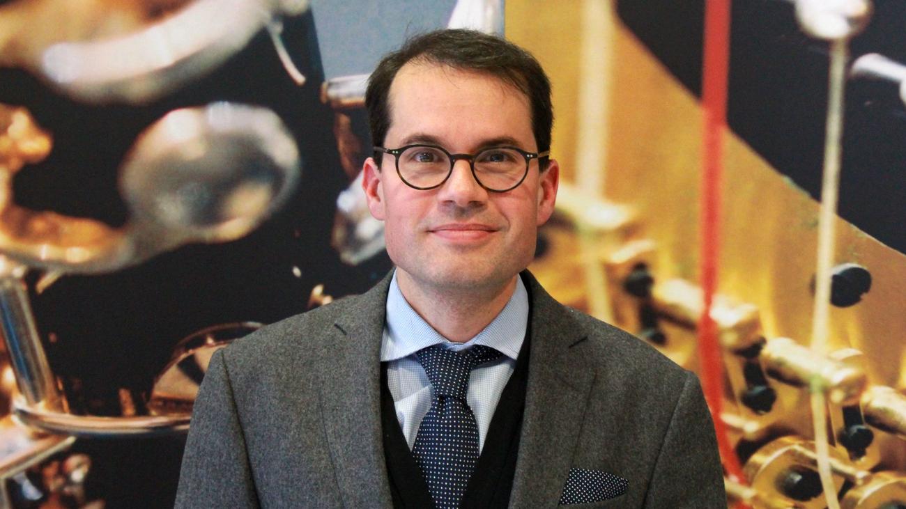 Deutsche Staatsphilharmonie Rheinland-Pfalz, Beat Fehlmann, Katharina Binz, Michael Francis, Julian Rachlin, Sinfonieorchester, Ludwigshafen, Musikakademie Liechtenstein, Vaduz, Konzert, Spielzeit, musikalische Bildung, Artistic Partner, Dirigent, Abonnement-Konzerte, Gastspiele, Rheinland-Pfalz, Klassische Musik
