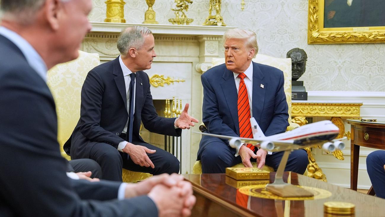 Mark Carney, Donald Trump, Canada, US Relations, Canadian Prime Minister, territorial ambitions, 51st state, political relations, never for sale, Buckingham Palace, anti-Trump, US-Canada partnership
