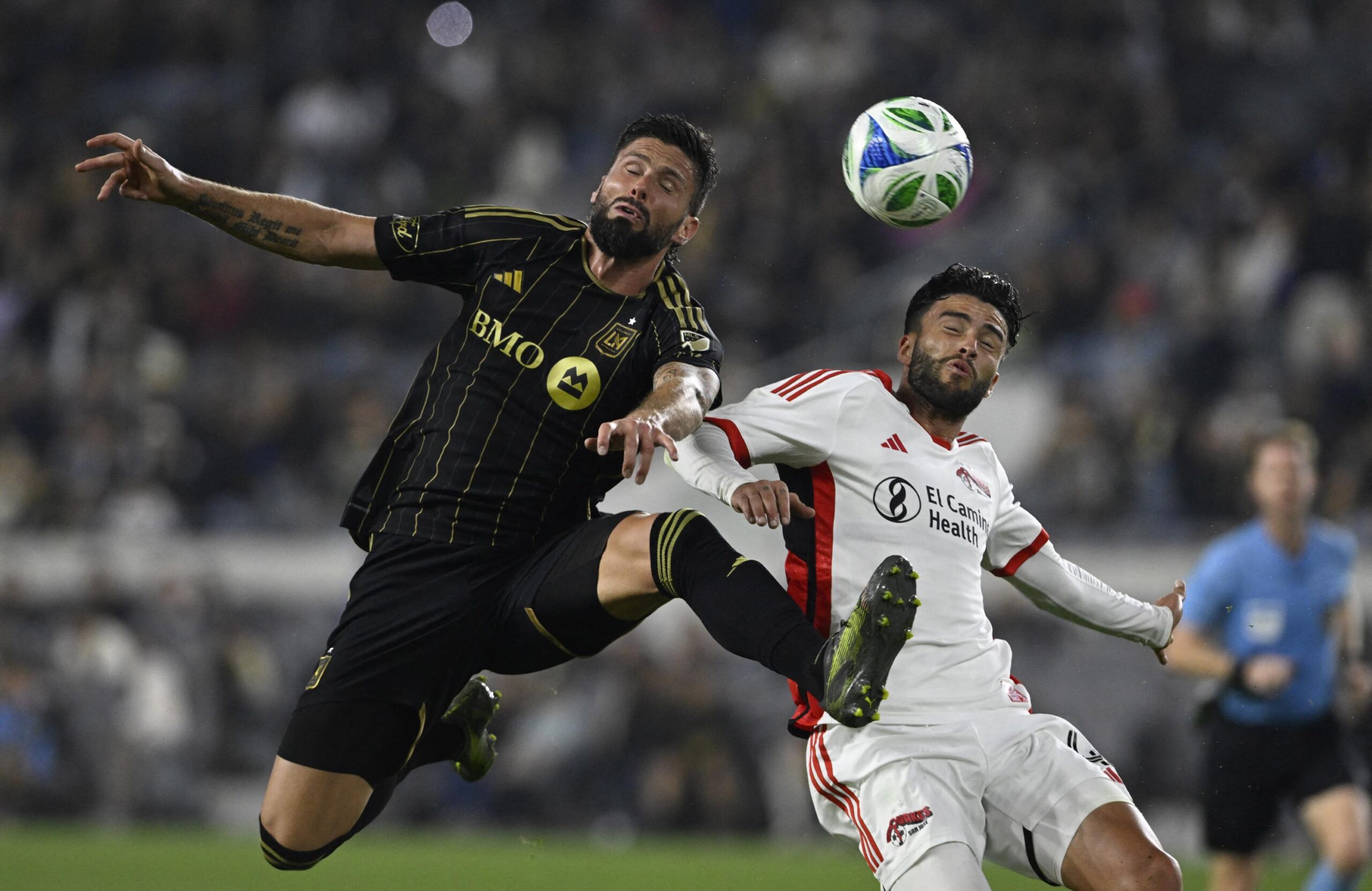 Olivier Giroud, Hugo Lloris, Coupe du Monde des Clubs, FIFA, TAS, Club Leon, Los Angeles FC, Club America, Multipropriété, Football, Barrage, Exclusion, Règlement, Pachuca, Concacaf
