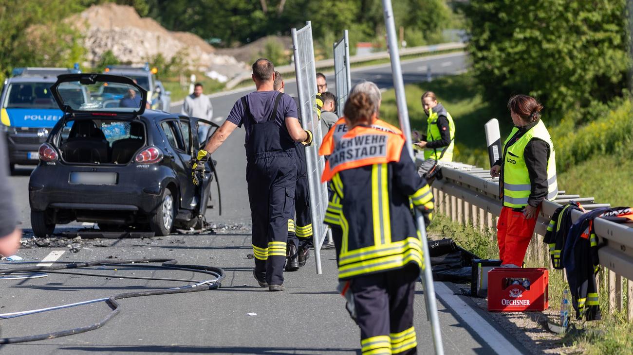 accident, Würzburg, seniors, fatalities, car crash, Unterfranken, Winterhausen, Ochsenfurt, police, fire department, rescue service, traffic accident, road accident, Germany
