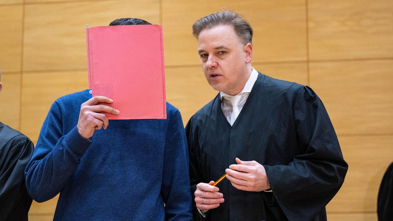 Bad Oeynhausen, Abifeier, Totschlag, Landgericht Bielefeld, Prozess, Plädoyers, Urteil, Kurpark, Schläge, Tritte, Hirnschäden, Zuwanderung, Abschiebung, Syrien, Ausländische Straftäter, Gewaltverbrechen, Jugendkriminalität
