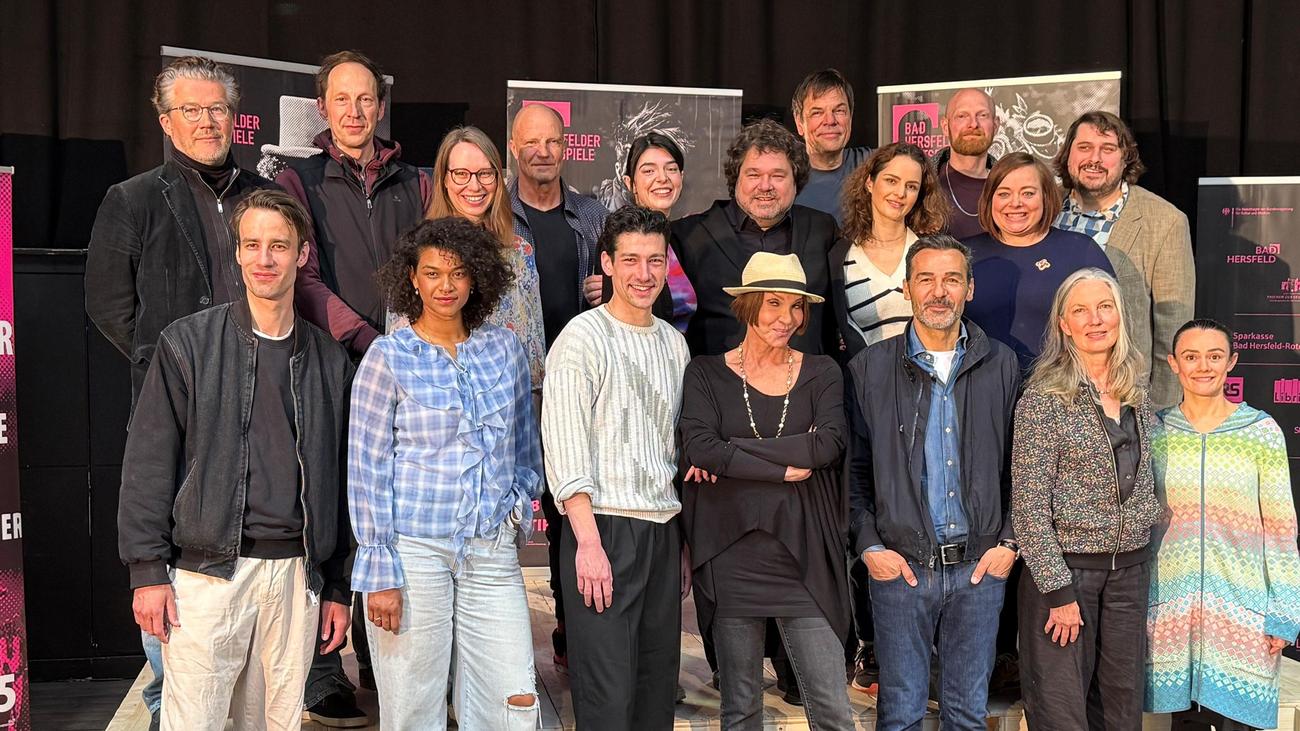 Bad Hersfeld Festspiele, Sommernachtstraum, Shakespeare, Joern Hinkel, Theater, Festival, Aufführung, Schauspiel, Musical, Die Räuber, A Chorus Line, Wie im Himmel, Ronja Räubertochter, Erol Sander, Anouschka Renzi, Bettina Hauenschild, Christian Nickel, Helena Sigal, Steampunk, viktorianisch, Fantasy
